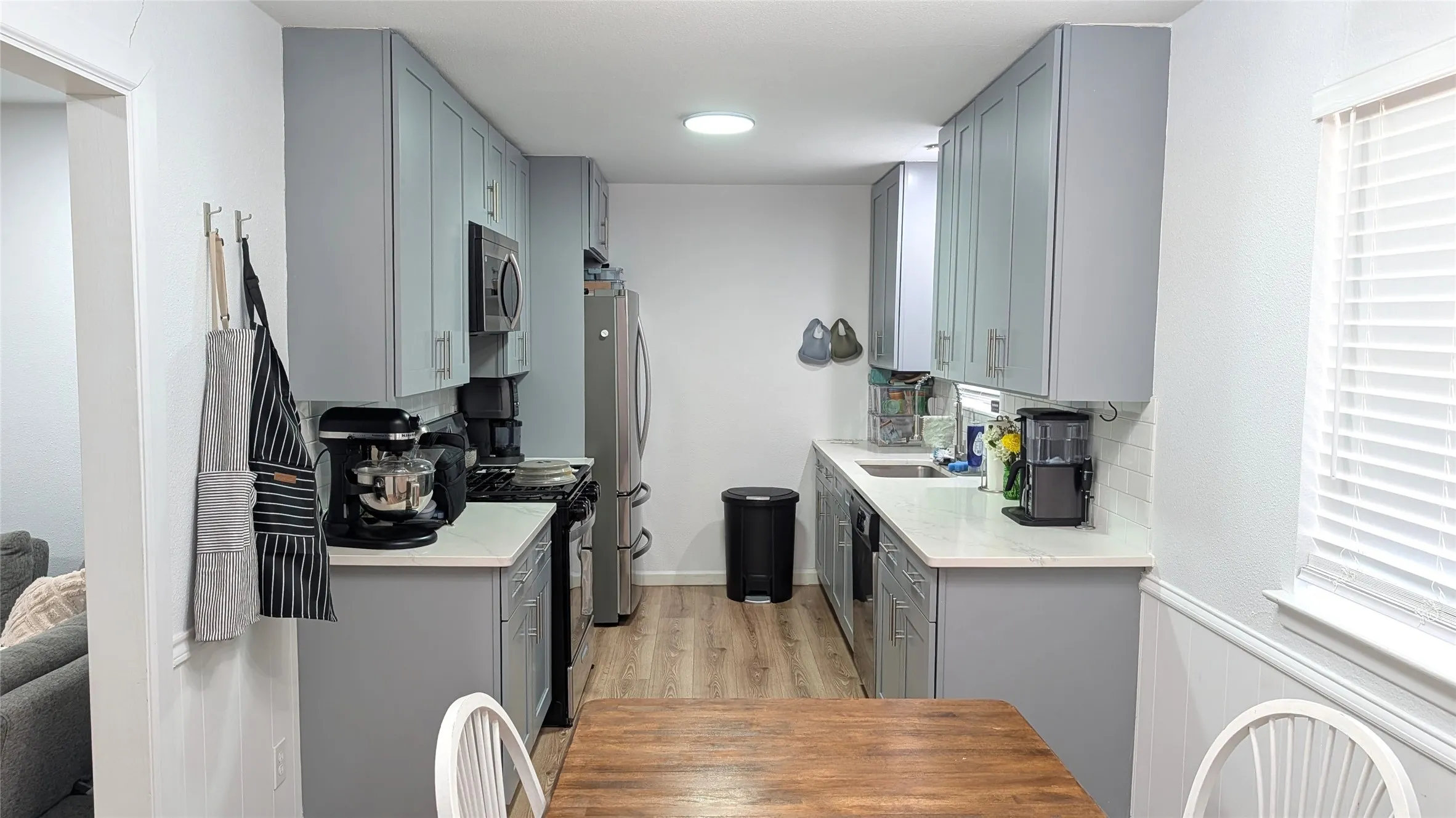 Single Family Residence For Sale in Dallas County , 1417 Charleston Drive, Garland, Texas 75041, 3 Bedroom, 2 Bathroom, 2 Garage spaces, 1,692 Sqft, built in 1965, mls#21398386, Real Estate Agent in Garland, Homes For Sale in Dallas county, Homes For Sale in Garland, Realtor in Garland Texas, Real Estate Brokerage Independent Realty Texas, Luminita Cordes Realtor