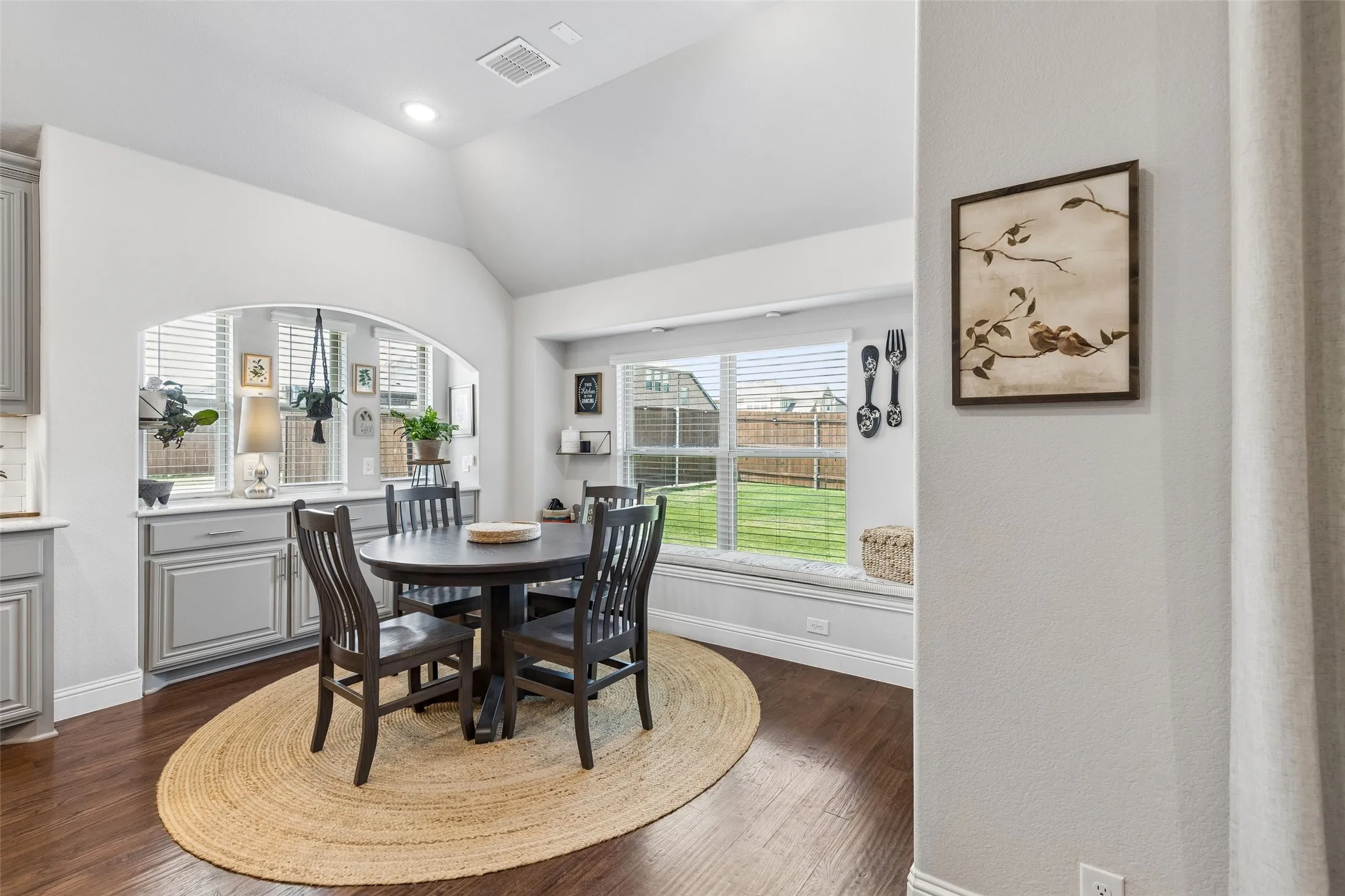 Single Family Residence For Rent in Denton County , 1201 Misty Ridge Drive, Justin, Texas 76247, 4 Bedroom, 2 Bathroom, 2 Garage spaces, 2,314 Sqft, built in 2020, mls#21398253, Real Estate Agent in Justin, Homes For Rent in Denton county, Homes For Rent in Justin, Realtor in Justin Texas, Real Estate Brokerage Independent Realty Texas, Luminita Cordes Realtor