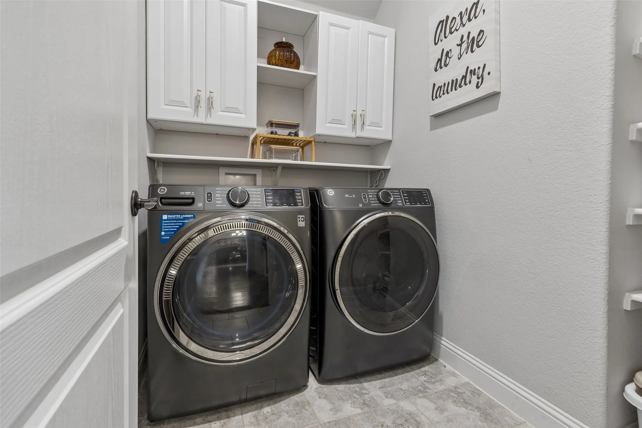 Single Family Residence For Rent in Denton County , 1201 Misty Ridge Drive, Justin, Texas 76247, 4 Bedroom, 2 Bathroom, 2 Garage spaces, 2,314 Sqft, built in 2020, mls#21398253, Real Estate Agent in Justin, Homes For Rent in Denton county, Homes For Rent in Justin, Realtor in Justin Texas, Real Estate Brokerage Independent Realty Texas, Luminita Cordes Realtor