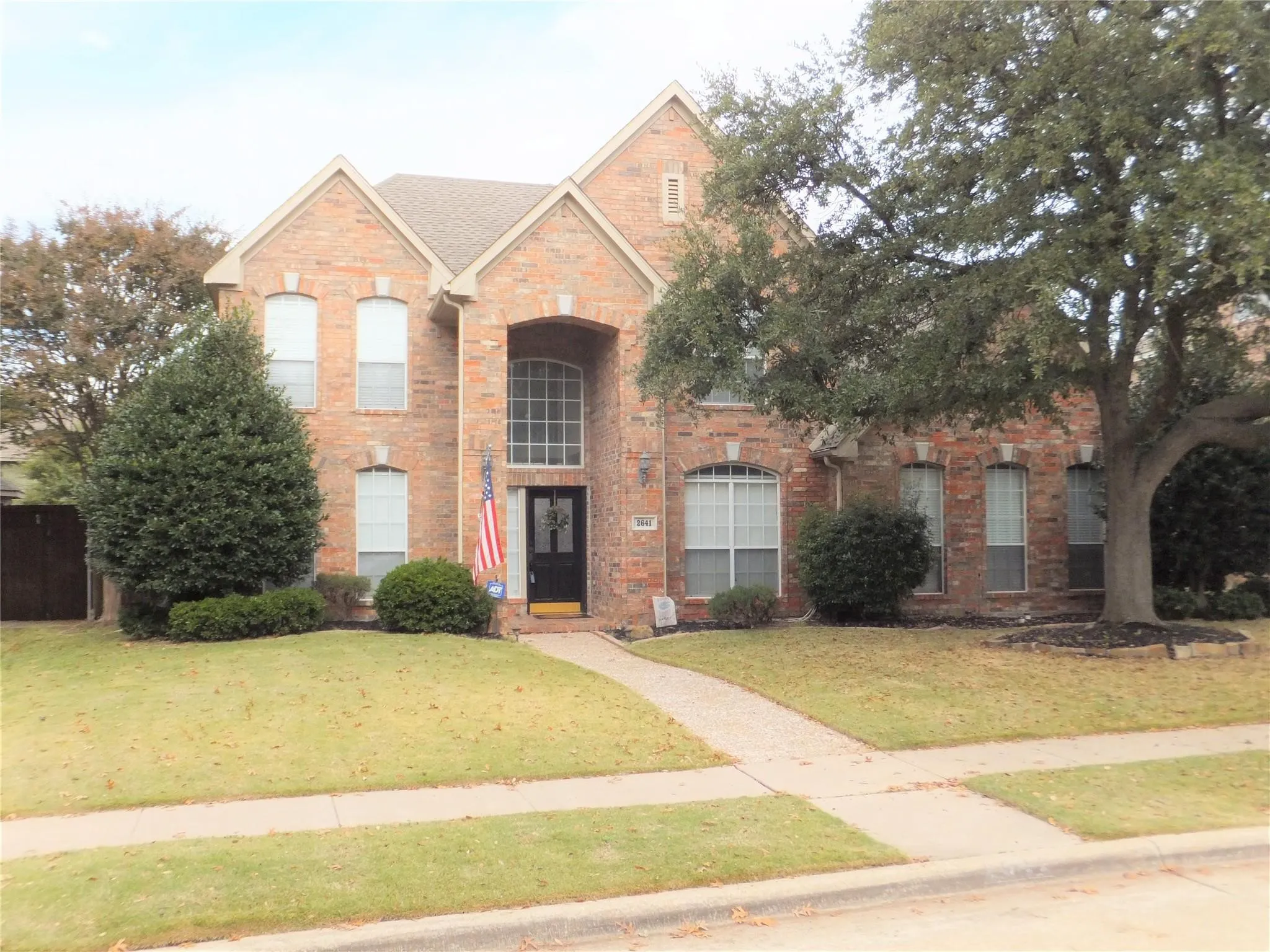 Single Family Residence For Rent in Collin County , 2641 Shadow Hill Lane, Plano, Texas 75093, 4 Bedroom, 3 Bathroom, 2 Garage spaces, 2,736 Sqft, built in 1992, mls#21399544, Real Estate Agent in Plano, Homes For Rent in Collin county, Homes For Rent in Plano, Realtor in Plano Texas, Real Estate Brokerage Independent Realty Texas, Luminita Cordes Realtor