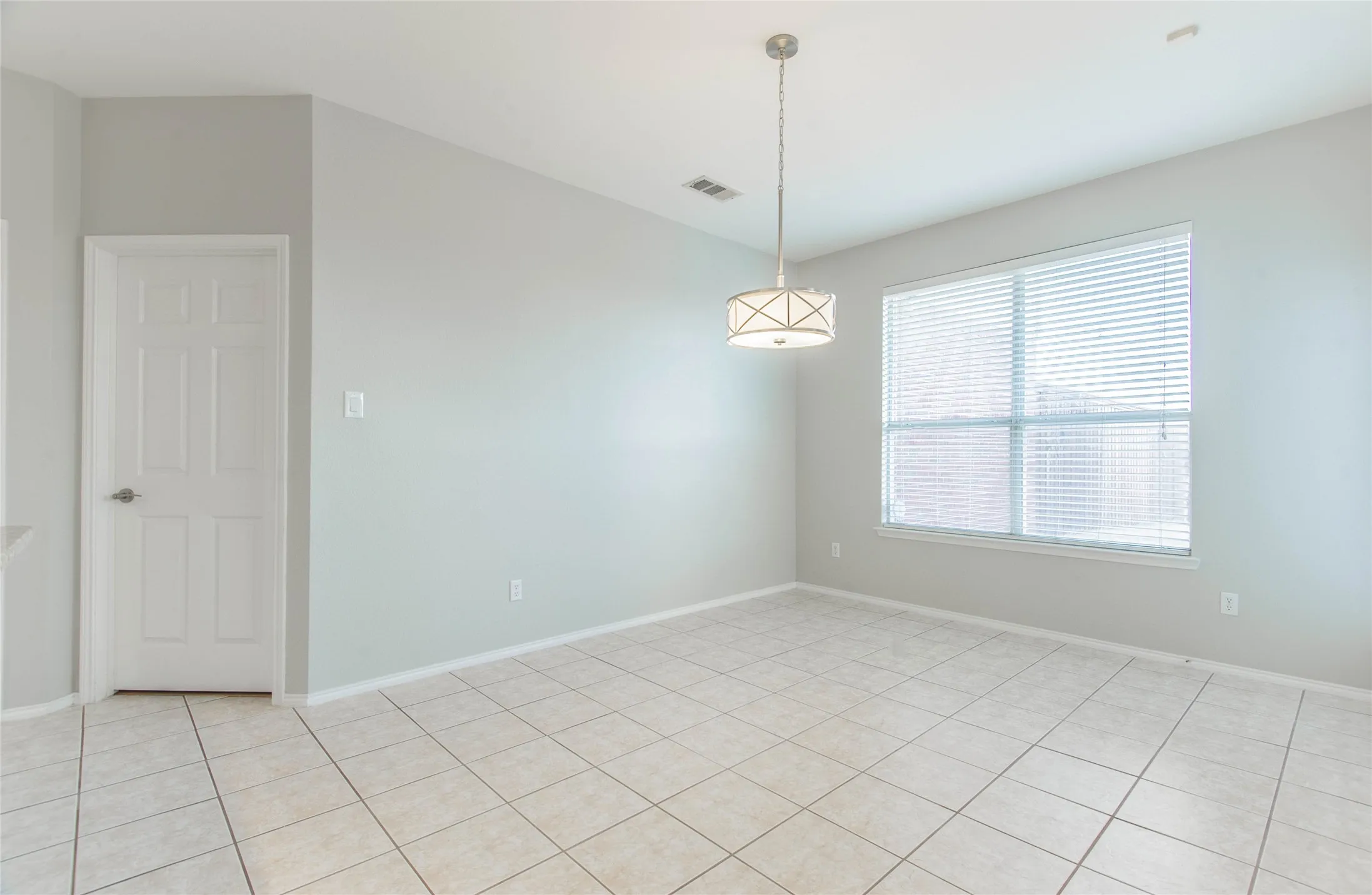 Single Family Residence For Rent in Collin County , 1521 Hidden Cove Court, Allen, Texas 75002, 4 Bedroom, 4 Bathroom, 2 Garage spaces, 4,079 Sqft, built in 2001, mls#21399548, Real Estate Agent in Allen, Homes For Rent in Collin county, Homes For Rent in Allen, Realtor in Allen Texas, Real Estate Brokerage Independent Realty Texas, Luminita Cordes Realtor