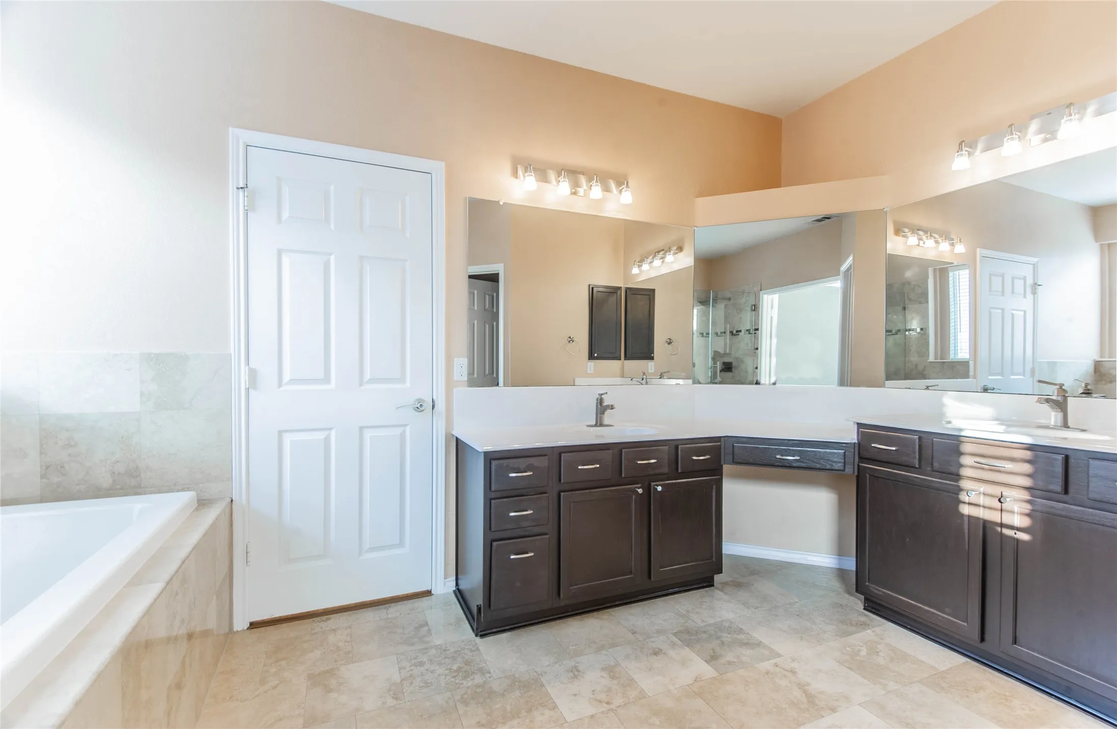 Single Family Residence For Rent in Collin County , 1521 Hidden Cove Court, Allen, Texas 75002, 4 Bedroom, 4 Bathroom, 2 Garage spaces, 4,079 Sqft, built in 2001, mls#21399548, Real Estate Agent in Allen, Homes For Rent in Collin county, Homes For Rent in Allen, Realtor in Allen Texas, Real Estate Brokerage Independent Realty Texas, Luminita Cordes Realtor