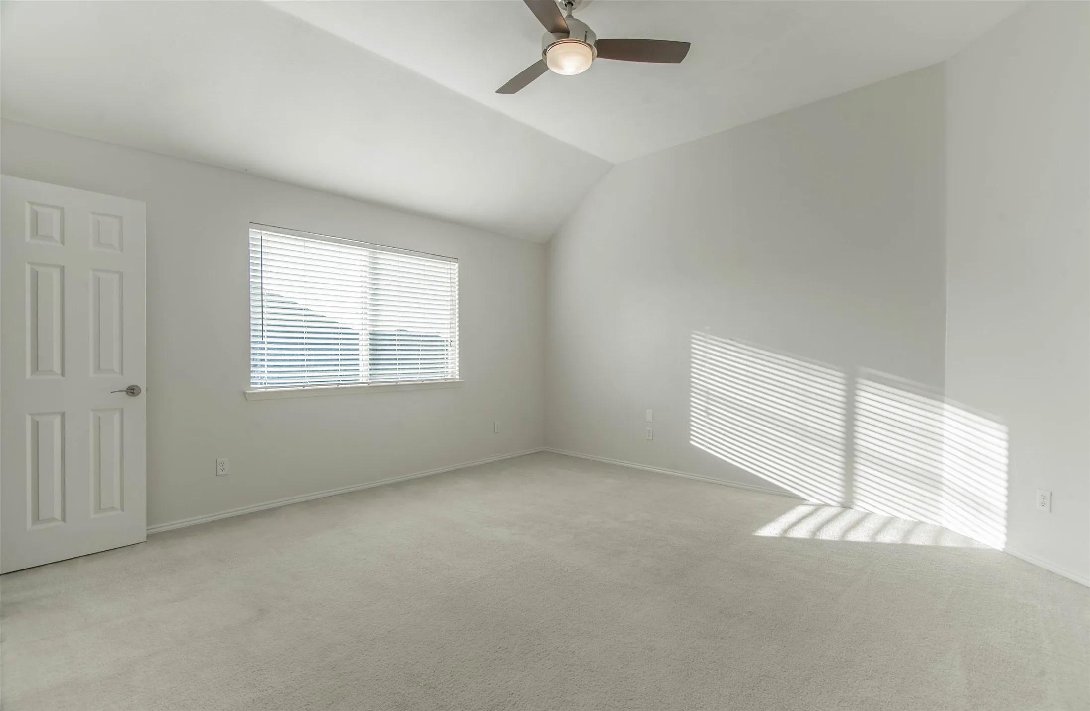 Single Family Residence For Rent in Collin County , 1521 Hidden Cove Court, Allen, Texas 75002, 4 Bedroom, 4 Bathroom, 2 Garage spaces, 4,079 Sqft, built in 2001, mls#21399548, Real Estate Agent in Allen, Homes For Rent in Collin county, Homes For Rent in Allen, Realtor in Allen Texas, Real Estate Brokerage Independent Realty Texas, Luminita Cordes Realtor