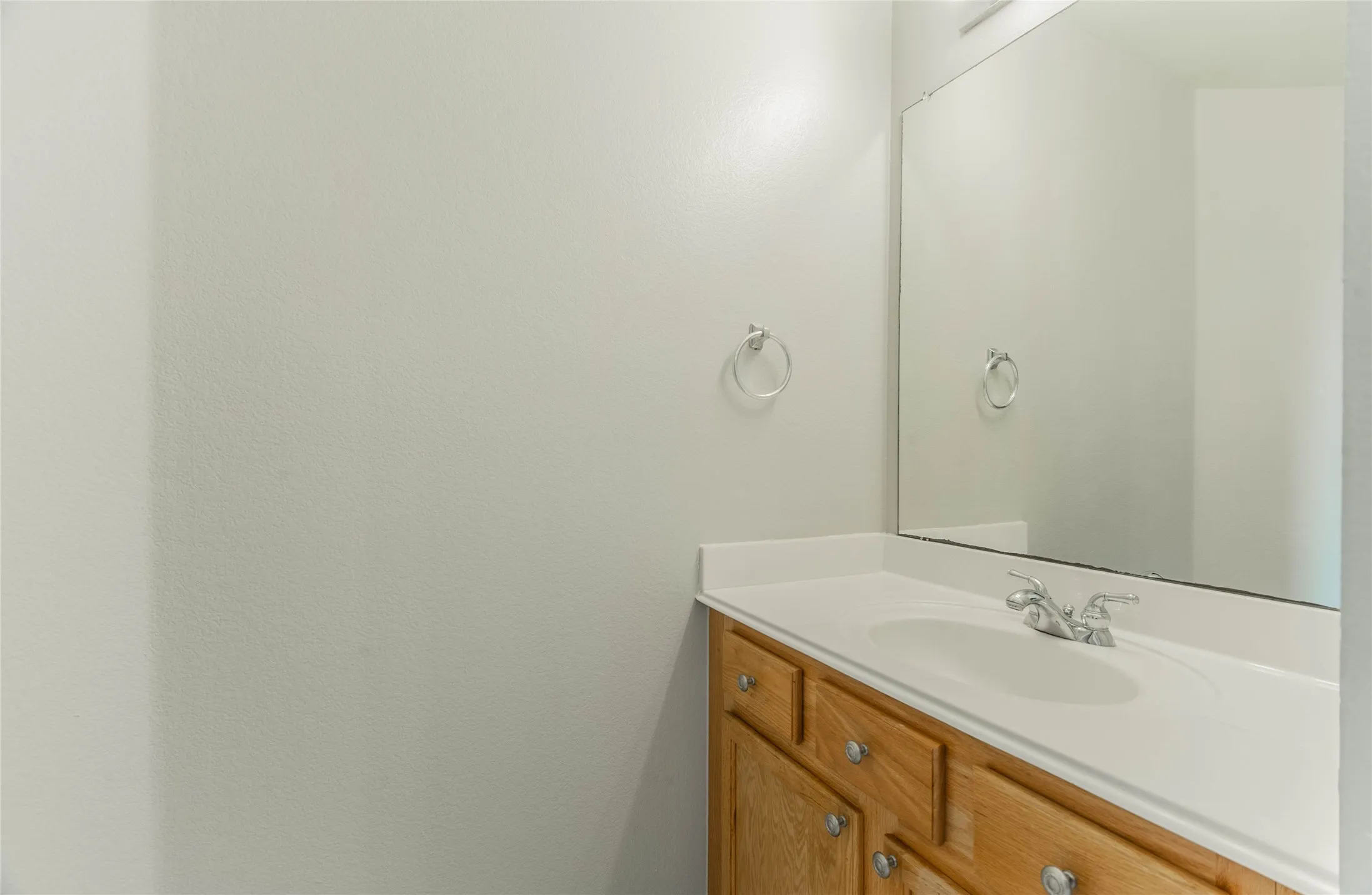 Single Family Residence For Rent in Collin County , 1521 Hidden Cove Court, Allen, Texas 75002, 4 Bedroom, 4 Bathroom, 2 Garage spaces, 4,079 Sqft, built in 2001, mls#21399548, Real Estate Agent in Allen, Homes For Rent in Collin county, Homes For Rent in Allen, Realtor in Allen Texas, Real Estate Brokerage Independent Realty Texas, Luminita Cordes Realtor