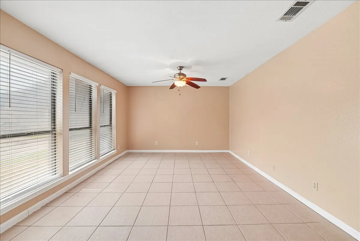 Duplex For Sale in Collin County , 1408/1410 White Way, Mc Kinney, Texas 75069, 2 Bedroom, 3 Bathroom, 2 Garage spaces, 0 Sqft, built in 1983, mls#21399419, Real Estate Agent in Mc Kinney, Homes For Sale in Collin county, Homes For Sale in Mc Kinney, Realtor in Mc Kinney Texas, Real Estate Brokerage Independent Realty Texas, Luminita Cordes Realtor