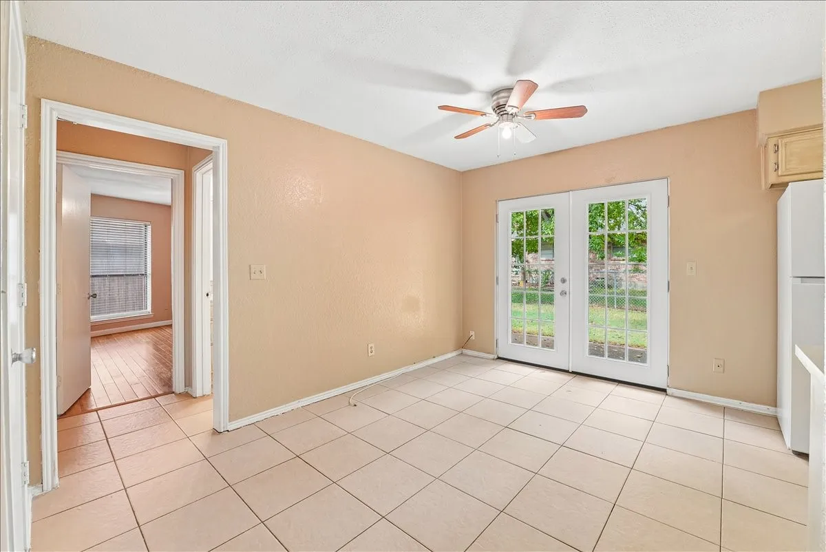 Duplex For Sale in Collin County , 1408/1410 White Way, Mc Kinney, Texas 75069, 2 Bedroom, 3 Bathroom, 2 Garage spaces, 0 Sqft, built in 1983, mls#21399419, Real Estate Agent in Mc Kinney, Homes For Sale in Collin county, Homes For Sale in Mc Kinney, Realtor in Mc Kinney Texas, Real Estate Brokerage Independent Realty Texas, Luminita Cordes Realtor