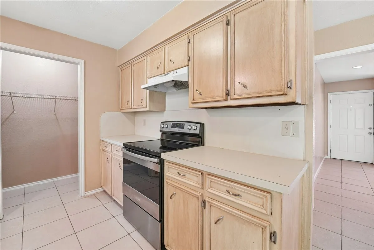 Duplex For Sale in Collin County , 1408/1410 White Way, Mc Kinney, Texas 75069, 2 Bedroom, 3 Bathroom, 2 Garage spaces, 0 Sqft, built in 1983, mls#21399419, Real Estate Agent in Mc Kinney, Homes For Sale in Collin county, Homes For Sale in Mc Kinney, Realtor in Mc Kinney Texas, Real Estate Brokerage Independent Realty Texas, Luminita Cordes Realtor