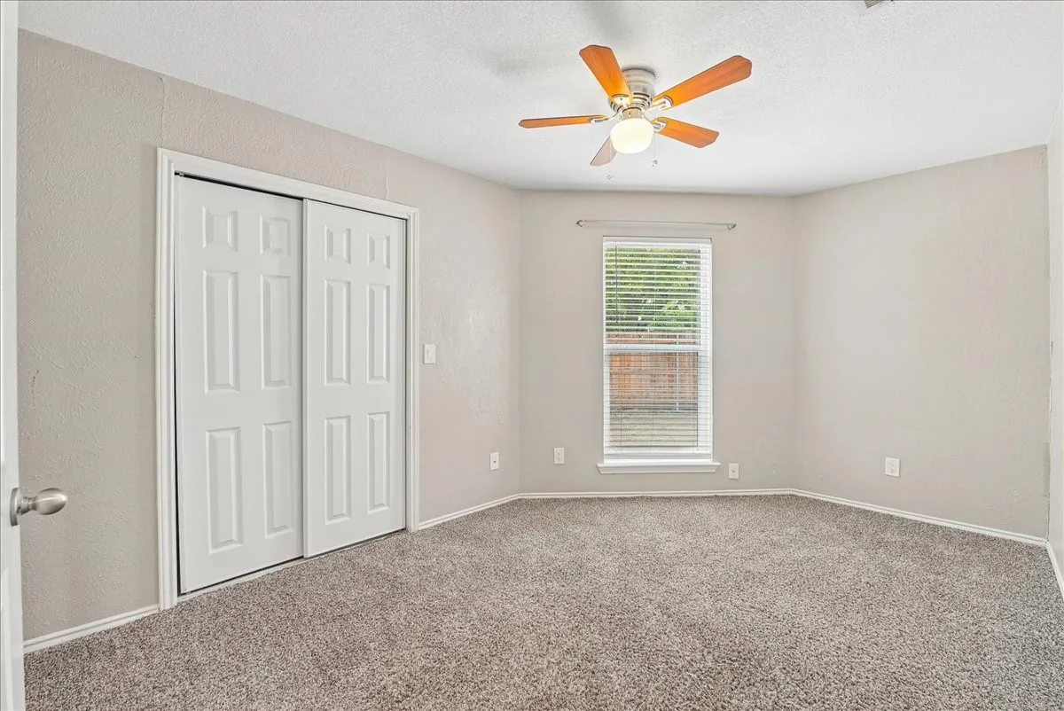 Duplex For Sale in Collin County , 1412/1414 White Way, Mc Kinney, Texas 75069, 4 Bedroom, 4 Bathroom, 2 Garage spaces, 0 Sqft, built in 1985, mls#21399424, Real Estate Agent in Mc Kinney, Homes For Sale in Collin county, Homes For Sale in Mc Kinney, Realtor in Mc Kinney Texas, Real Estate Brokerage Independent Realty Texas, Luminita Cordes Realtor