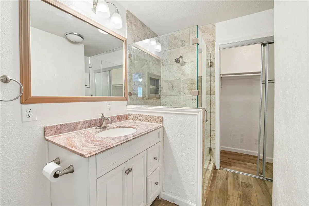 Duplex For Sale in Collin County , 1412/1414 White Way, Mc Kinney, Texas 75069, 4 Bedroom, 4 Bathroom, 2 Garage spaces, 0 Sqft, built in 1985, mls#21399424, Real Estate Agent in Mc Kinney, Homes For Sale in Collin county, Homes For Sale in Mc Kinney, Realtor in Mc Kinney Texas, Real Estate Brokerage Independent Realty Texas, Luminita Cordes Realtor
