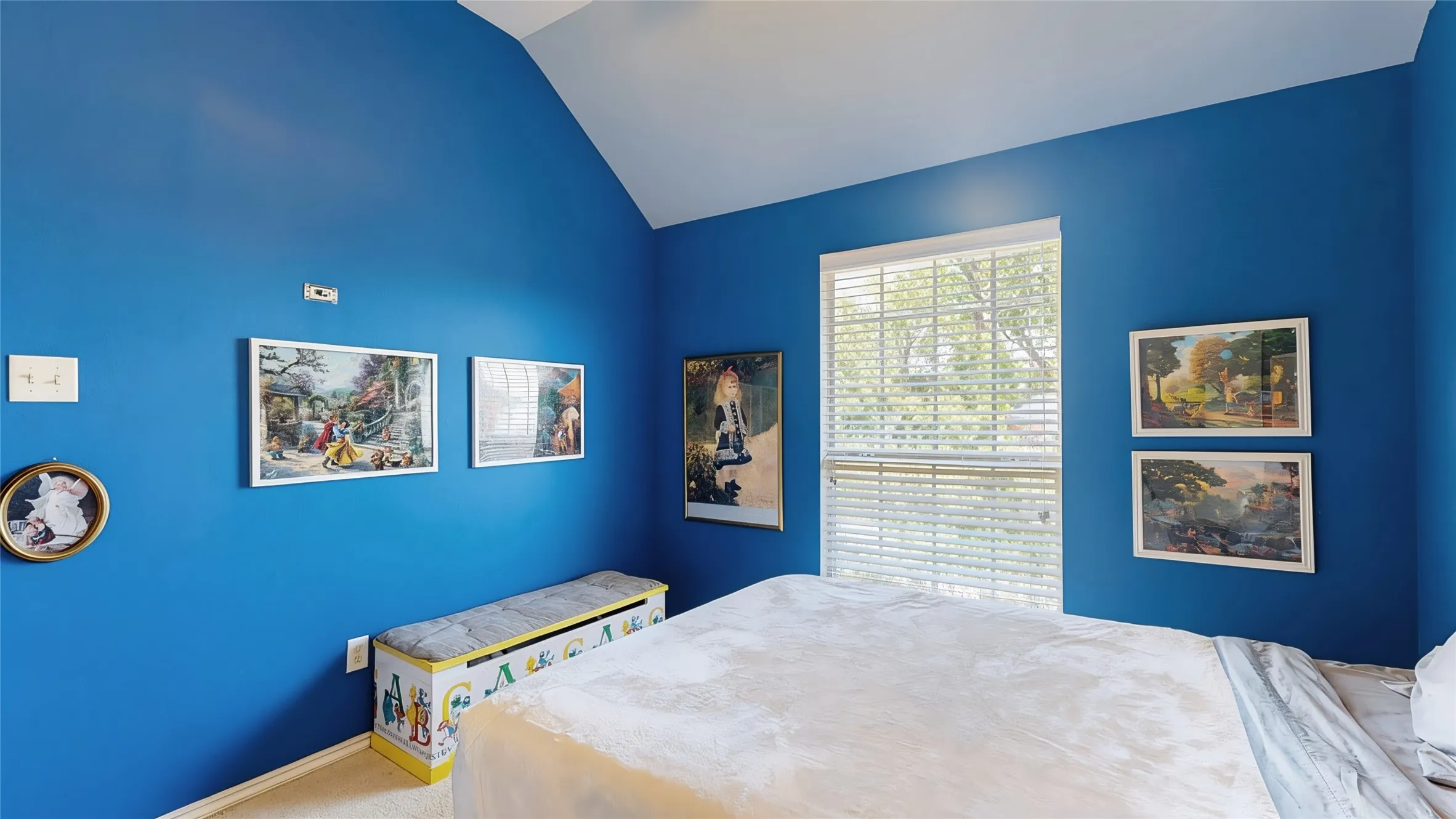 Single Family Residence For Sale in Tarrant County , 2316 Cherry Sage Drive, Arlington, Texas 76001, 4 Bedroom, 3 Bathroom, 2 Garage spaces, 2,550 Sqft, built in 2002, mls#21399556, Real Estate Agent in Arlington, Homes For Sale in Tarrant county, Homes For Sale in Arlington, Realtor in Arlington Texas, Real Estate Brokerage Independent Realty Texas, Luminita Cordes Realtor