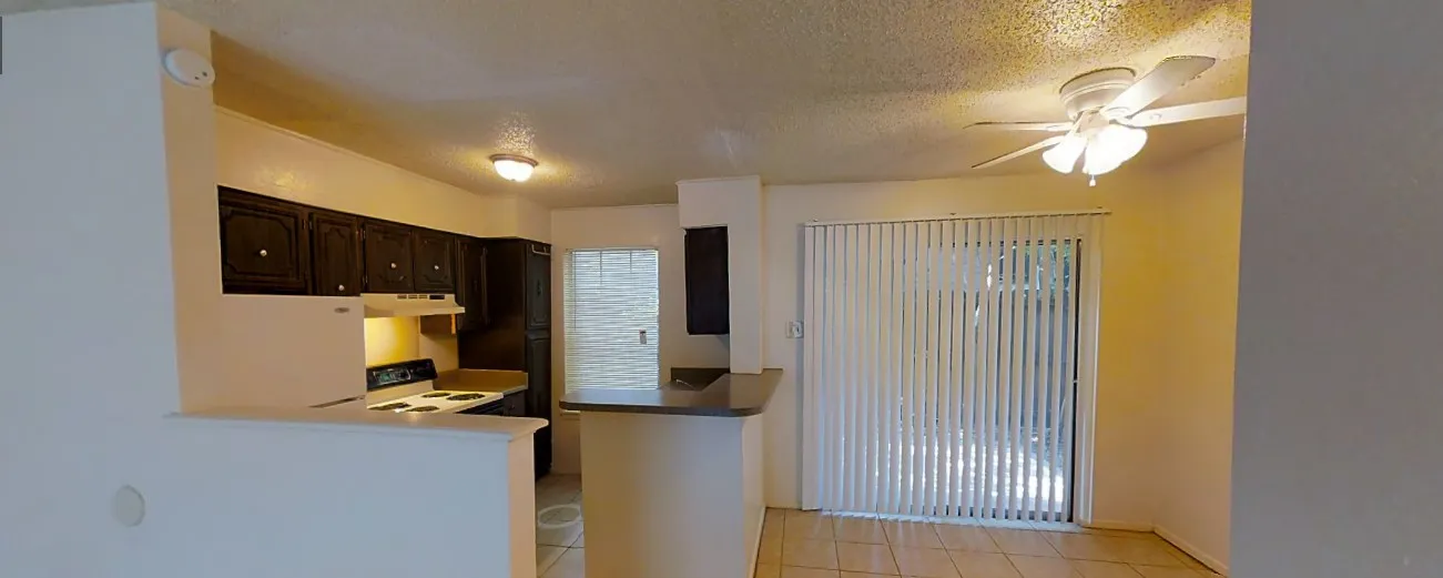Apartment For Rent in Taylor County , 2400 Buffalo Gap Road 163, Abilene, Texas 79605, 2 Bedroom, 1 Bathroom, Garage spaces, 906 Sqft, built in 1973, mls#21399557, Real Estate Agent in Abilene, Homes For Rent in Taylor county, Homes For Rent in Abilene, Realtor in Abilene Texas, Real Estate Brokerage Independent Realty Texas, Luminita Cordes Realtor