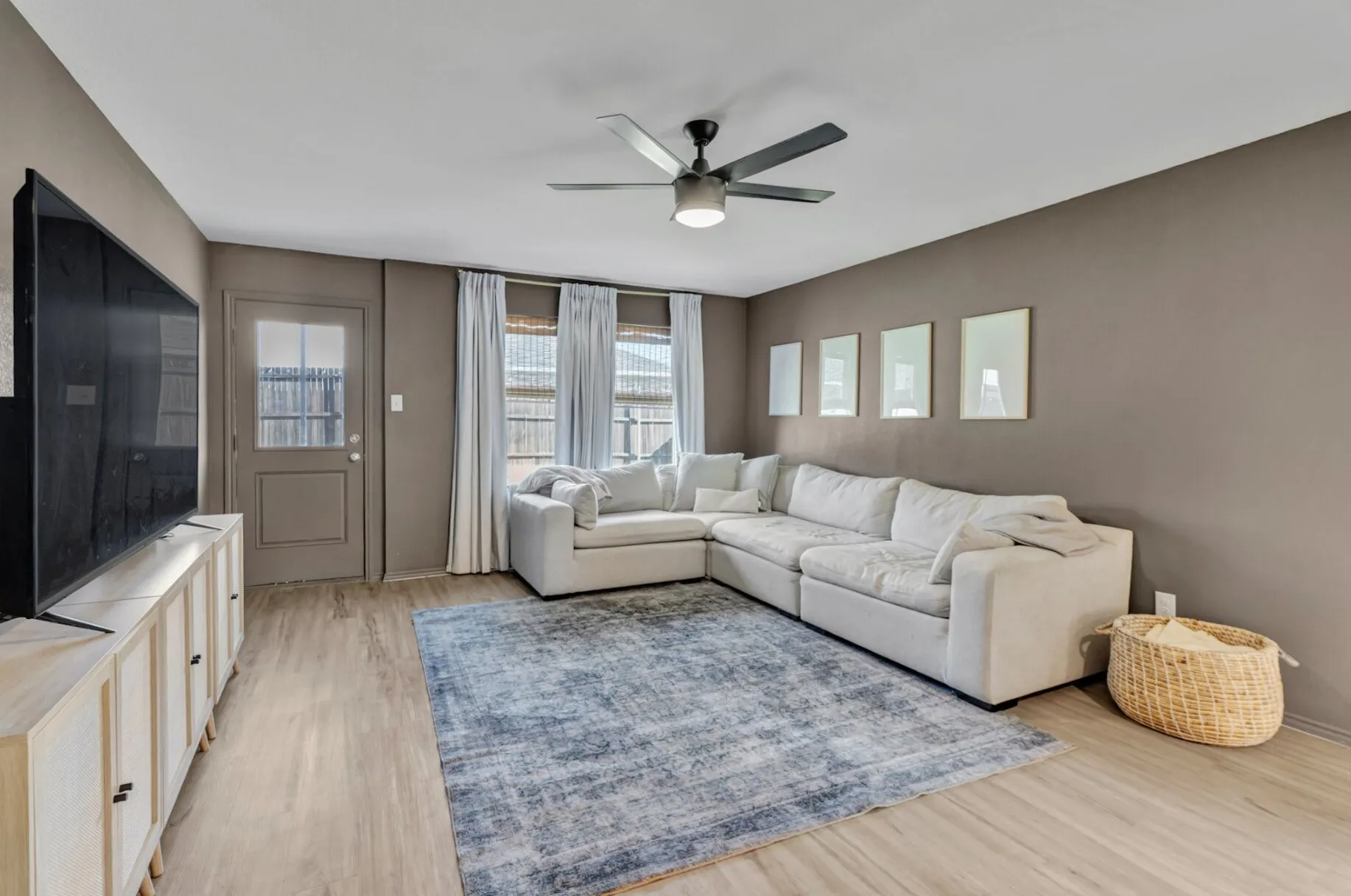 Single Family Residence For Sale in Tarrant County , 1417 Silver Spruce Lane, Fort Worth, Texas 76140, 3 Bedroom, 3 Bathroom, 2 Garage spaces, 1,460 Sqft, built in 2024, mls#21395261, Real Estate Agent in Fort Worth, Homes For Sale in Tarrant county, Homes For Sale in Fort Worth, Realtor in Fort Worth Texas, Real Estate Brokerage Independent Realty Texas, Luminita Cordes Realtor