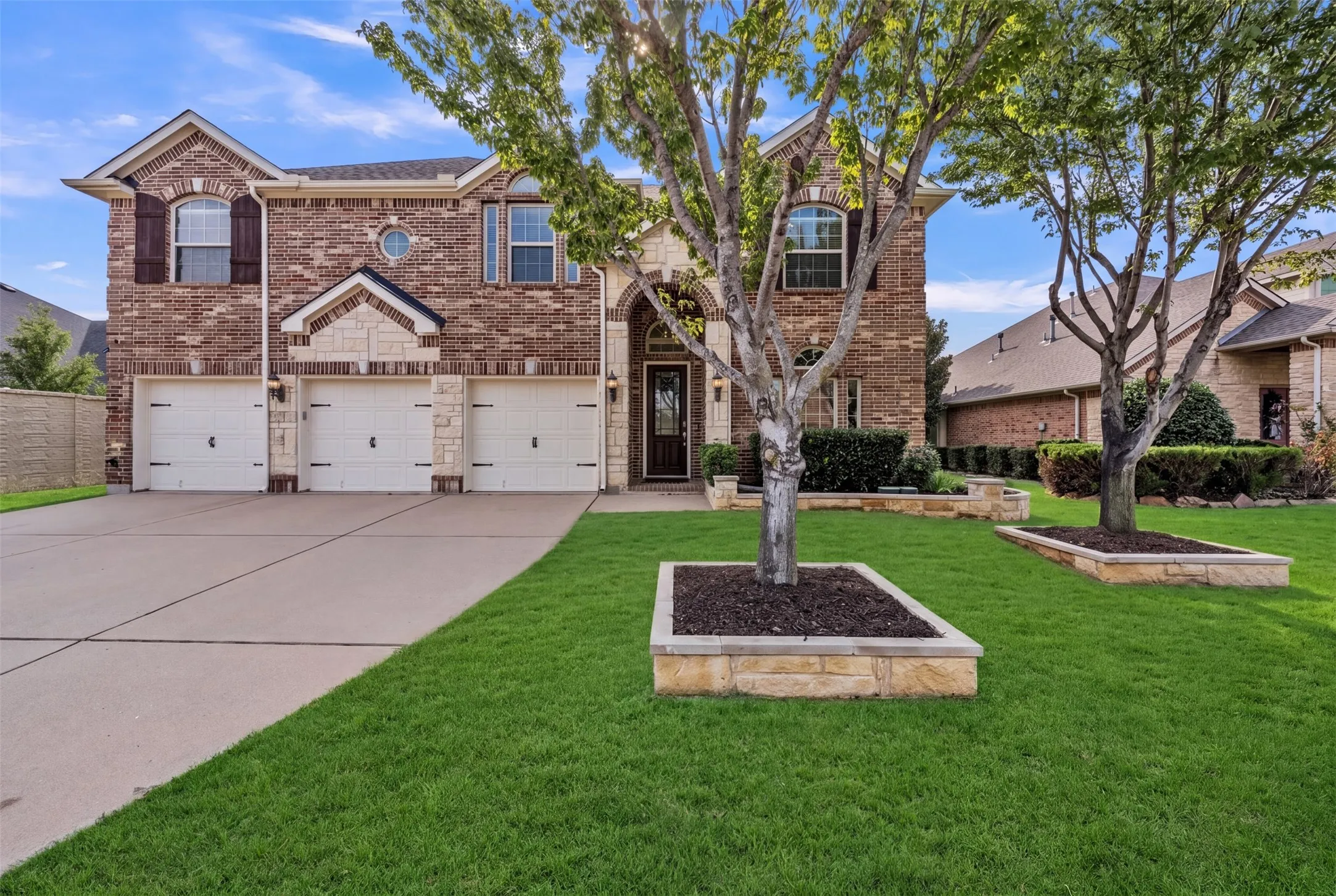 Single Family Residence For Sale in Tarrant County , 1201 Genesis Drive, Mansfield, Texas 76063, 5 Bedroom, 4 Bathroom, 3 Garage spaces, 3,572 Sqft, built in 2011, mls#21390820, Real Estate Agent in Mansfield, Homes For Sale in Tarrant county, Homes For Sale in Mansfield, Realtor in Mansfield Texas, Real Estate Brokerage Independent Realty Texas, Luminita Cordes Realtor