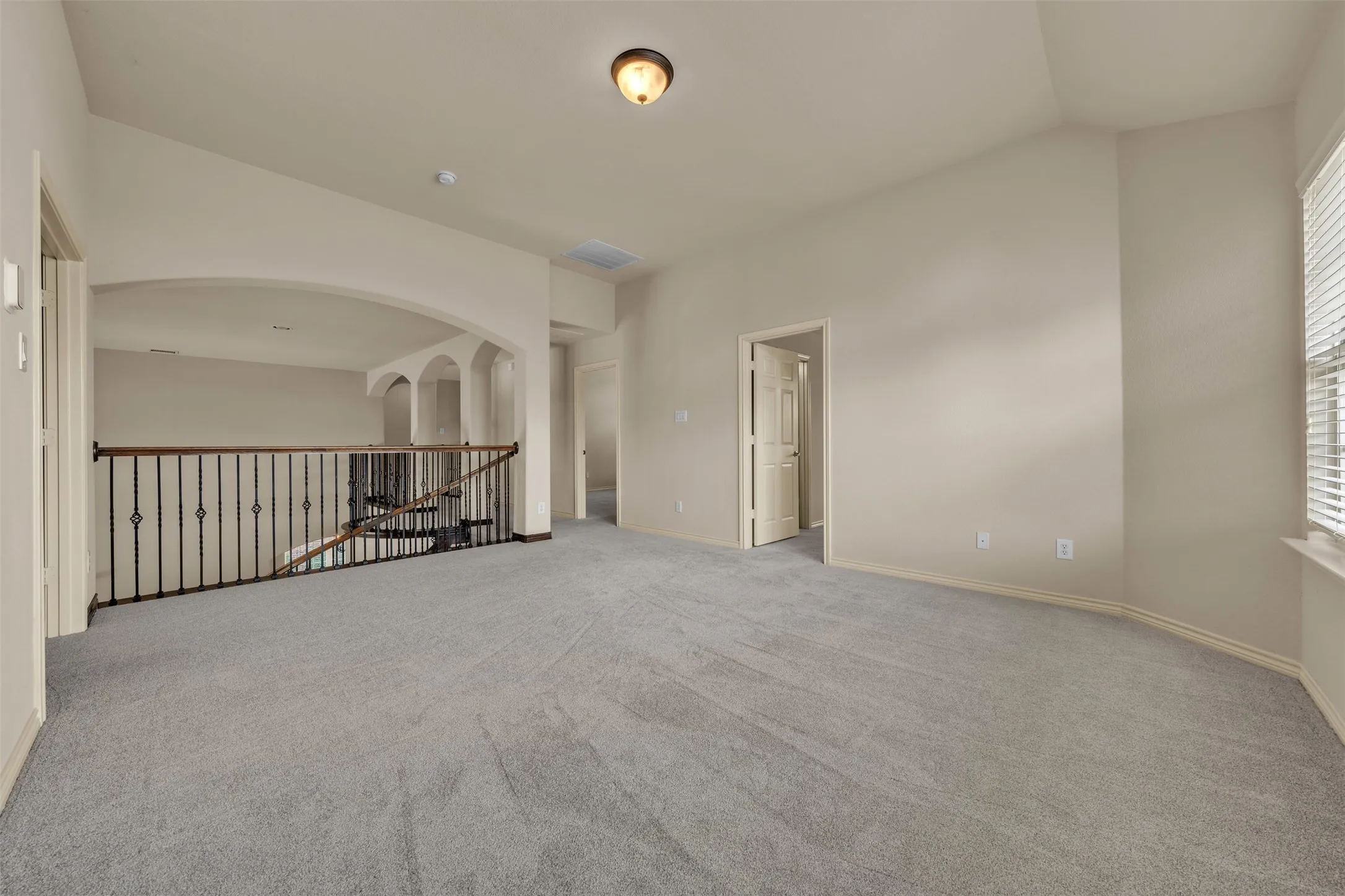 Single Family Residence For Sale in Tarrant County , 1201 Genesis Drive, Mansfield, Texas 76063, 5 Bedroom, 4 Bathroom, 3 Garage spaces, 3,572 Sqft, built in 2011, mls#21390820, Real Estate Agent in Mansfield, Homes For Sale in Tarrant county, Homes For Sale in Mansfield, Realtor in Mansfield Texas, Real Estate Brokerage Independent Realty Texas, Luminita Cordes Realtor