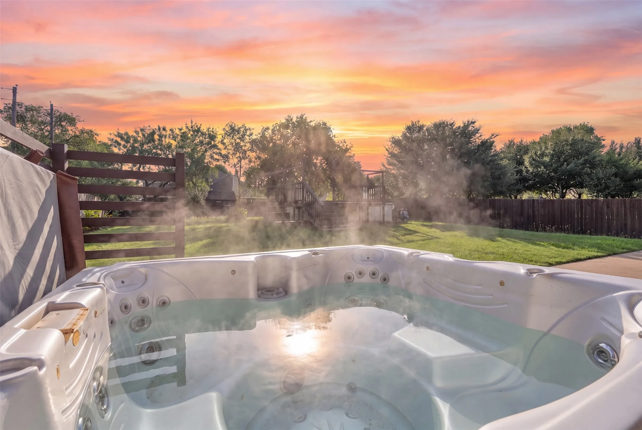 Single Family Residence For Sale in Tarrant County , 1201 Genesis Drive, Mansfield, Texas 76063, 5 Bedroom, 4 Bathroom, 3 Garage spaces, 3,572 Sqft, built in 2011, mls#21390820, Real Estate Agent in Mansfield, Homes For Sale in Tarrant county, Homes For Sale in Mansfield, Realtor in Mansfield Texas, Real Estate Brokerage Independent Realty Texas, Luminita Cordes Realtor