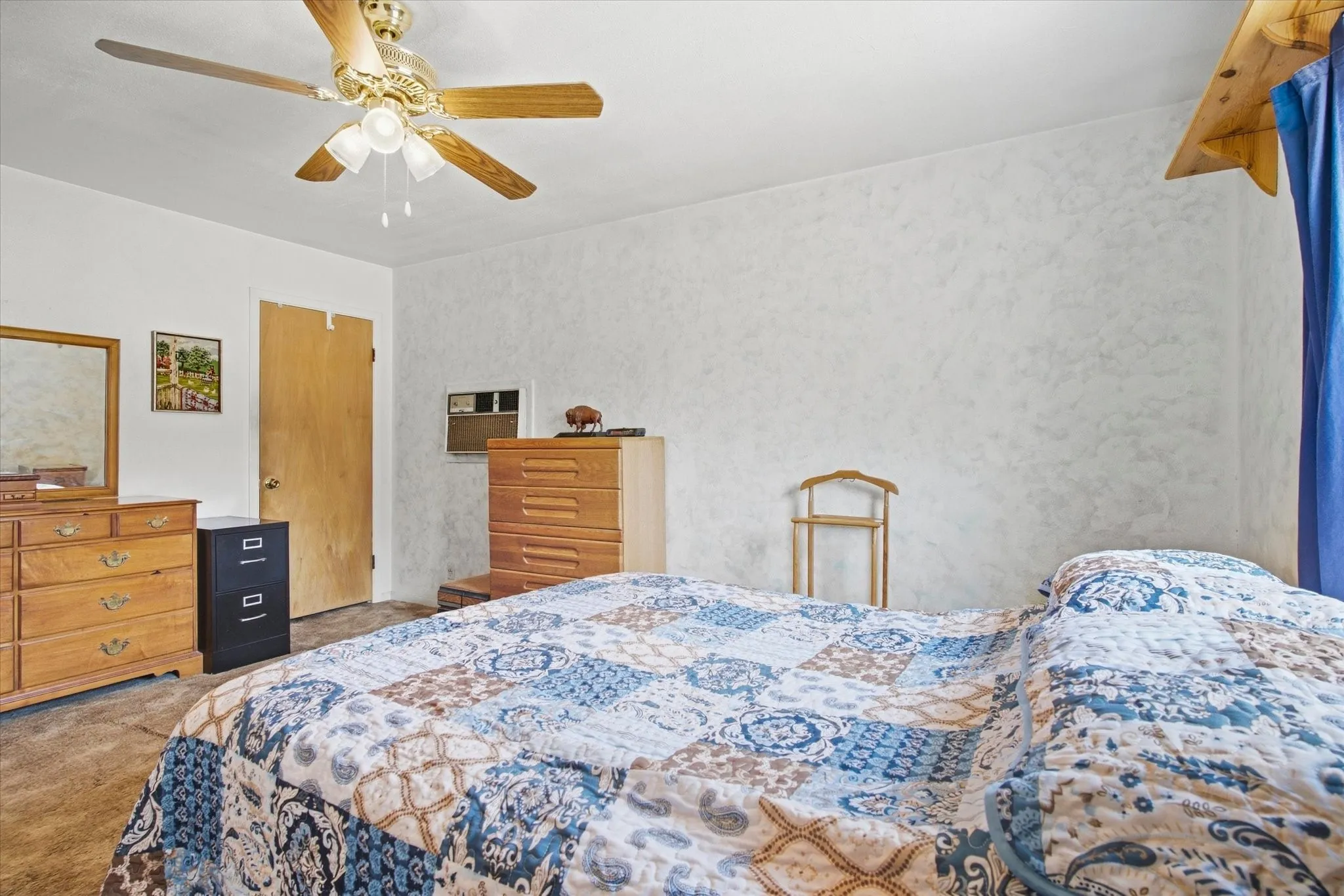Single Family Residence For Sale in Tarrant County , 3513 Meadow Oaks Drive, Haltom City, Texas 76117, 3 Bedroom, 1 Bathroom, 2 Garage spaces, 1,268 Sqft, built in 1955, mls#21397520, Real Estate Agent in Haltom City, Homes For Sale in Tarrant county, Homes For Sale in Haltom City, Realtor in Haltom City Texas, Real Estate Brokerage Independent Realty Texas, Luminita Cordes Realtor