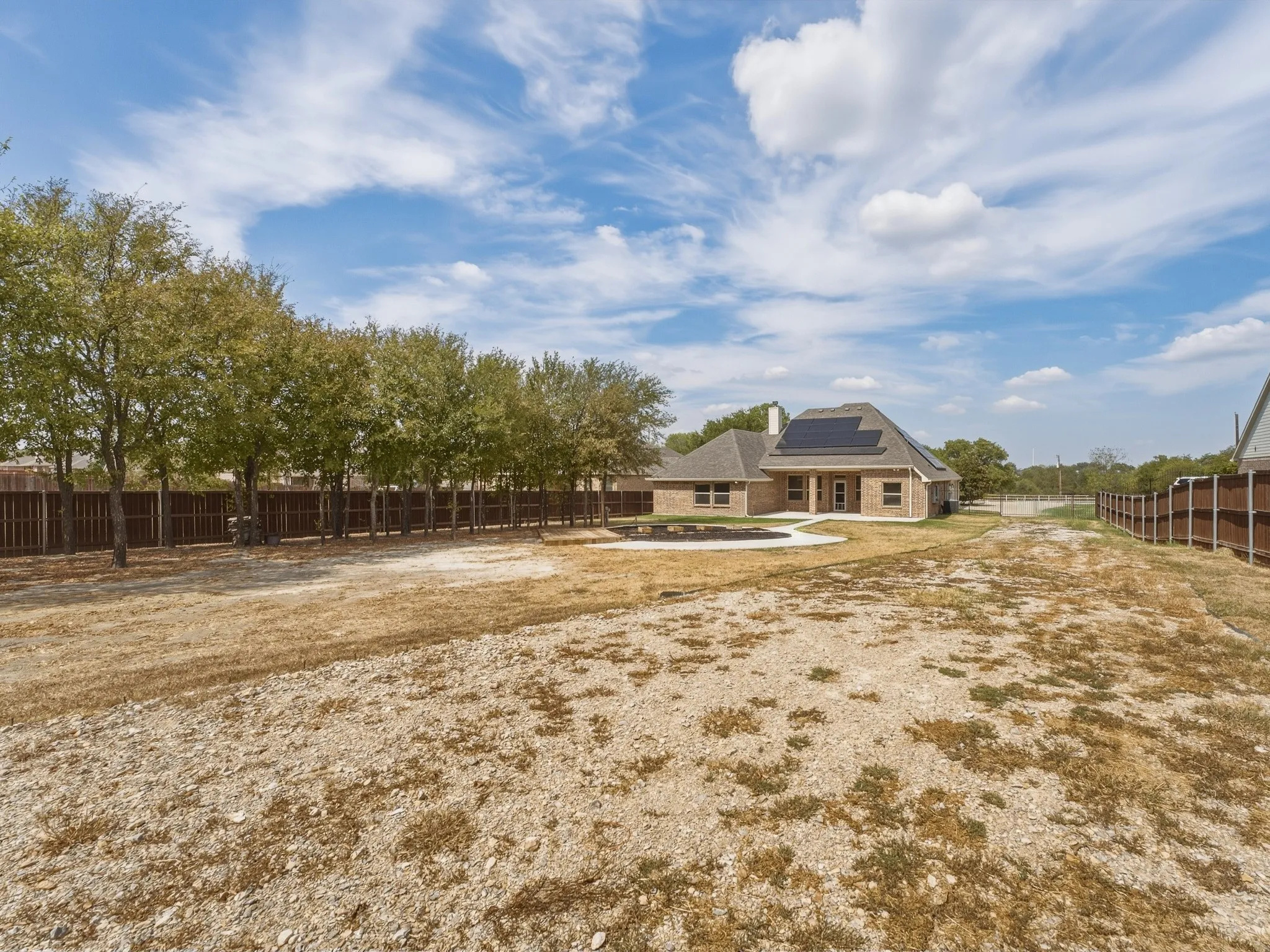 Single Family Residence For Sale in Parker County , 2712 Sonora Canyon Road, Weatherford, Texas 76087, 4 Bedroom, 3 Bathroom, 2 Garage spaces, 2,623 Sqft, built in 2019, mls#21393198, Real Estate Agent in Weatherford, Homes For Sale in Parker county, Homes For Sale in Weatherford, Realtor in Weatherford Texas, Real Estate Brokerage Independent Realty Texas, Luminita Cordes Realtor