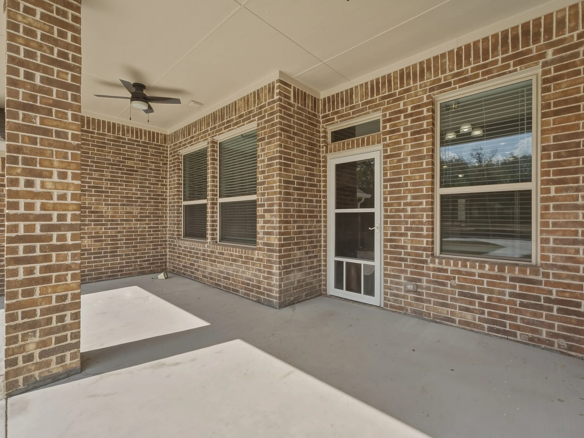 Single Family Residence For Sale in Parker County , 2712 Sonora Canyon Road, Weatherford, Texas 76087, 4 Bedroom, 3 Bathroom, 2 Garage spaces, 2,623 Sqft, built in 2019, mls#21393198, Real Estate Agent in Weatherford, Homes For Sale in Parker county, Homes For Sale in Weatherford, Realtor in Weatherford Texas, Real Estate Brokerage Independent Realty Texas, Luminita Cordes Realtor