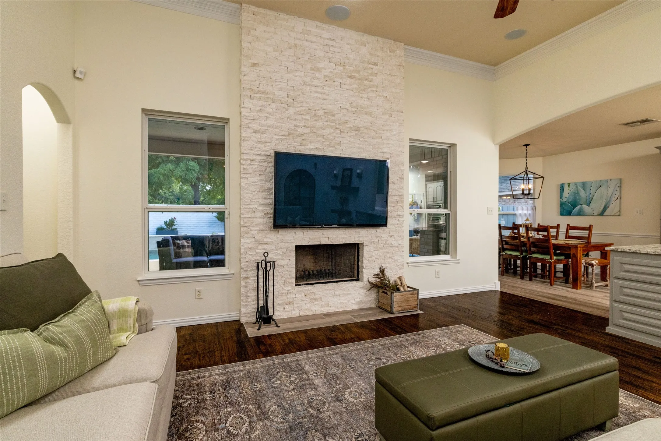 Single Family Residence For Sale in Tarrant County , 8308 Teja Trail, Benbrook, Texas 76126, 3 Bedroom, 2 Bathroom, 2 Garage spaces, 1,741 Sqft, built in 2006, mls#21397859, Real Estate Agent in Benbrook, Homes For Sale in Tarrant county, Homes For Sale in Benbrook, Realtor in Benbrook Texas, Real Estate Brokerage Independent Realty Texas, Luminita Cordes Realtor