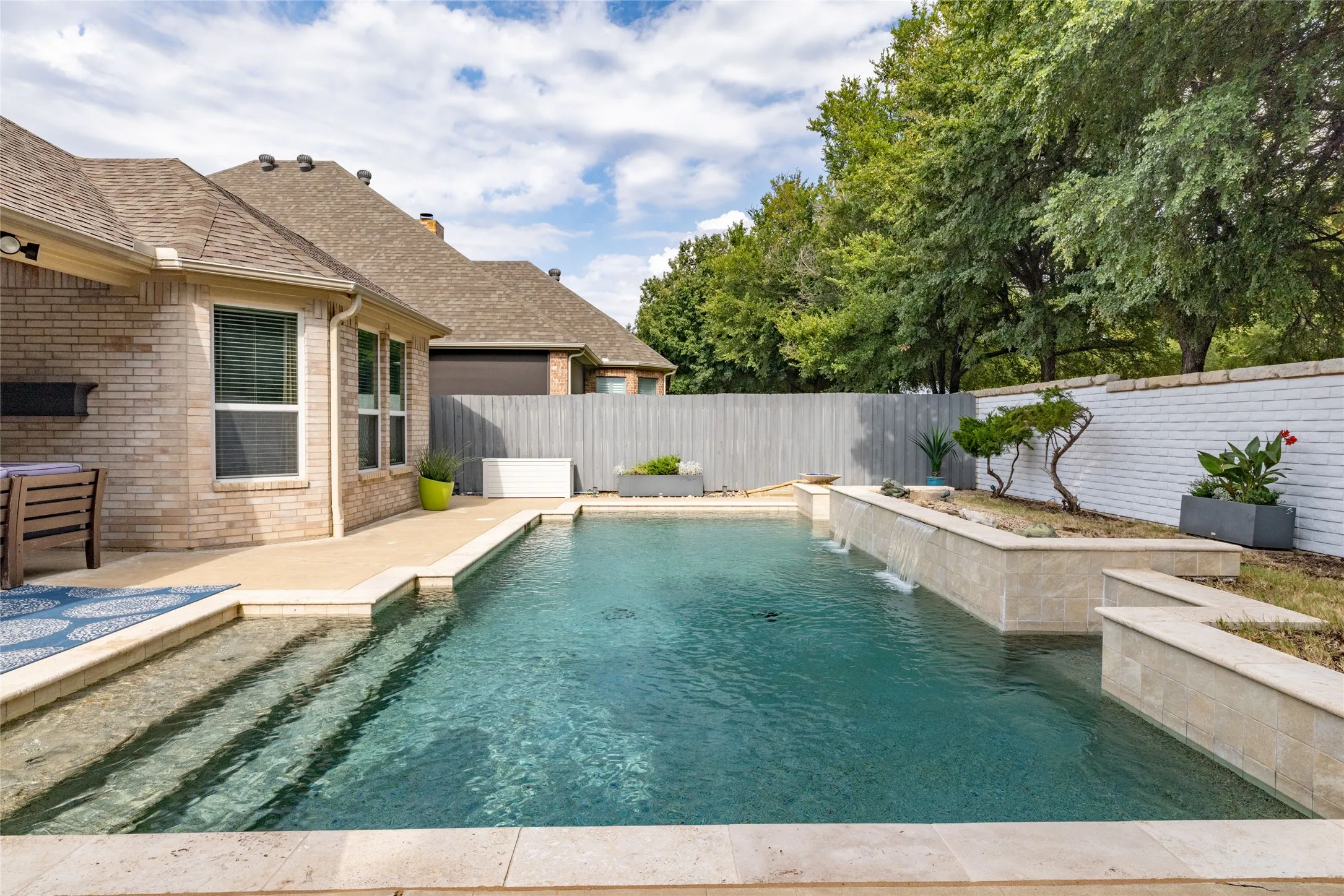 Single Family Residence For Sale in Tarrant County , 8308 Teja Trail, Benbrook, Texas 76126, 3 Bedroom, 2 Bathroom, 2 Garage spaces, 1,741 Sqft, built in 2006, mls#21397859, Real Estate Agent in Benbrook, Homes For Sale in Tarrant county, Homes For Sale in Benbrook, Realtor in Benbrook Texas, Real Estate Brokerage Independent Realty Texas, Luminita Cordes Realtor