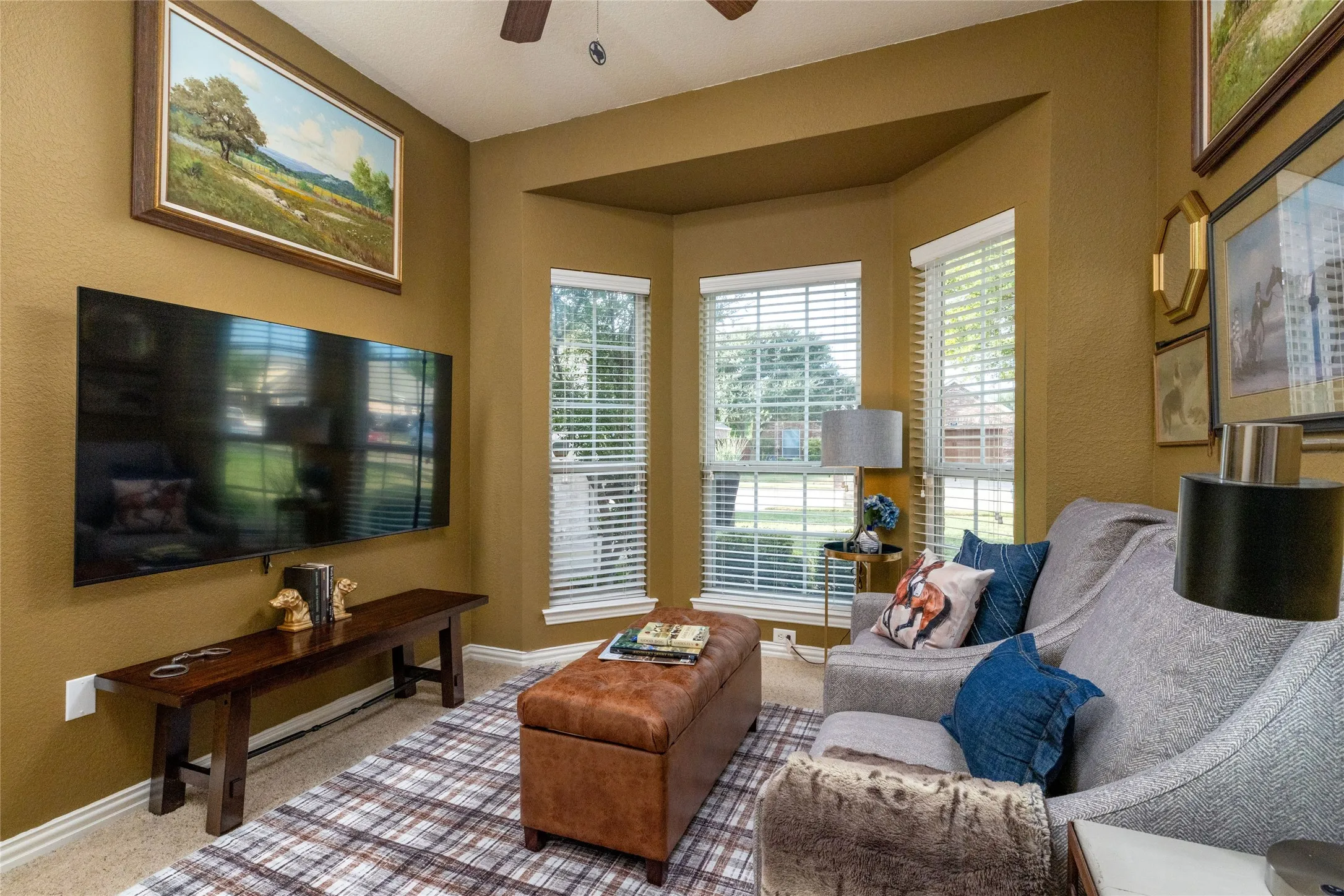 Single Family Residence For Sale in Tarrant County , 8308 Teja Trail, Benbrook, Texas 76126, 3 Bedroom, 2 Bathroom, 2 Garage spaces, 1,741 Sqft, built in 2006, mls#21397859, Real Estate Agent in Benbrook, Homes For Sale in Tarrant county, Homes For Sale in Benbrook, Realtor in Benbrook Texas, Real Estate Brokerage Independent Realty Texas, Luminita Cordes Realtor