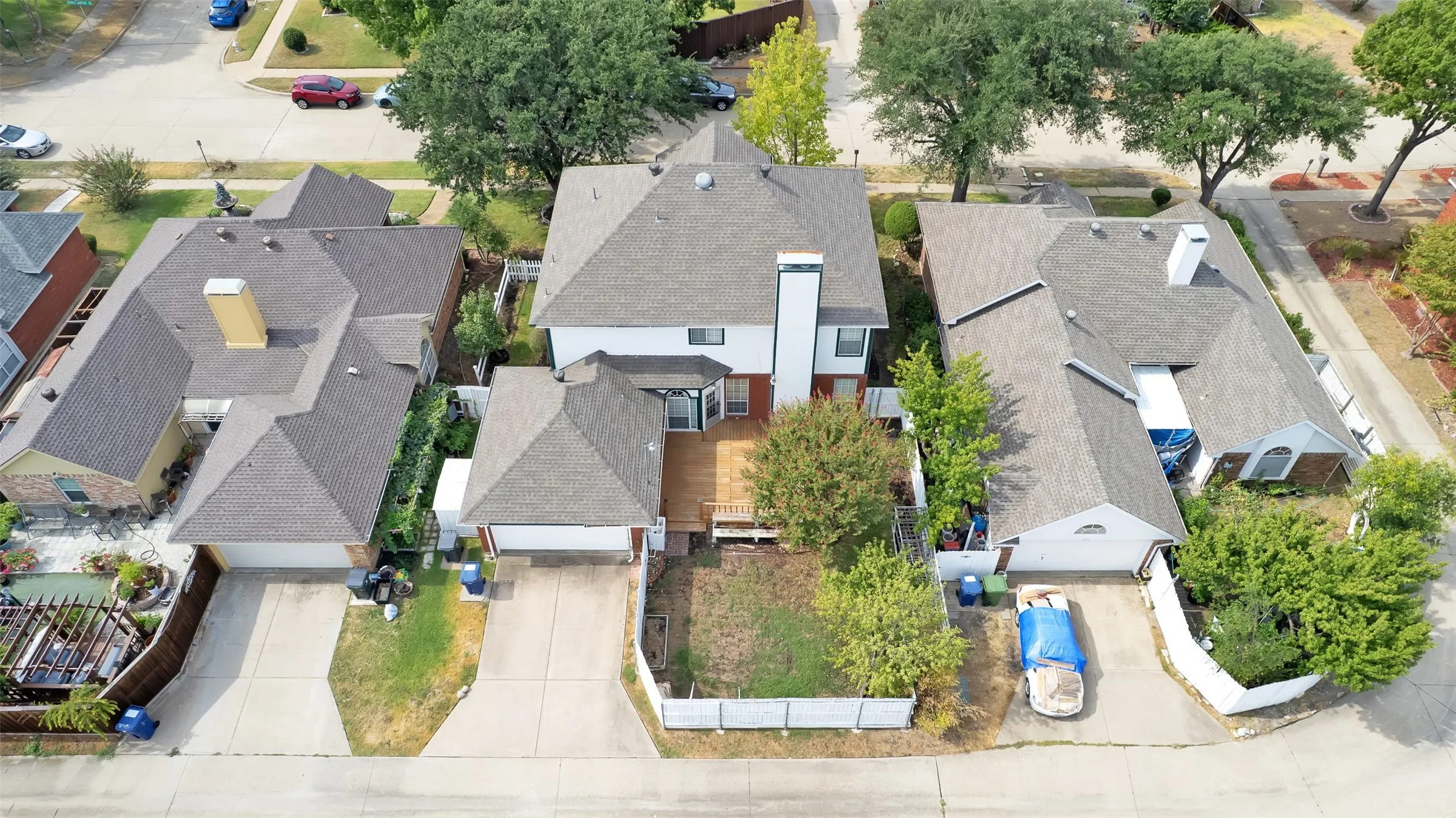 Single Family Residence For Sale in Dallas County , 4210 Stonecastle Drive, Garland, Texas 75044, 4 Bedroom, 3 Bathroom, 2 Garage spaces, 2,609 Sqft, built in 1989, mls#21397653, Real Estate Agent in Garland, Homes For Sale in Dallas county, Homes For Sale in Garland, Realtor in Garland Texas, Real Estate Brokerage Independent Realty Texas, Luminita Cordes Realtor