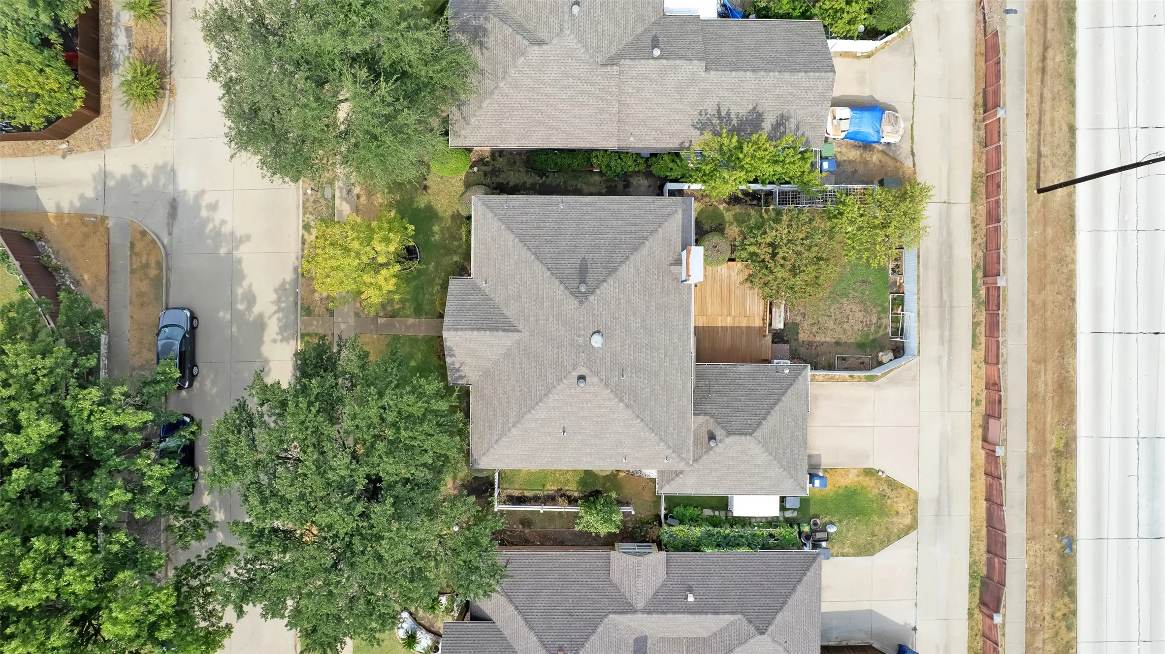 Single Family Residence For Sale in Dallas County , 4210 Stonecastle Drive, Garland, Texas 75044, 4 Bedroom, 3 Bathroom, 2 Garage spaces, 2,609 Sqft, built in 1989, mls#21397653, Real Estate Agent in Garland, Homes For Sale in Dallas county, Homes For Sale in Garland, Realtor in Garland Texas, Real Estate Brokerage Independent Realty Texas, Luminita Cordes Realtor
