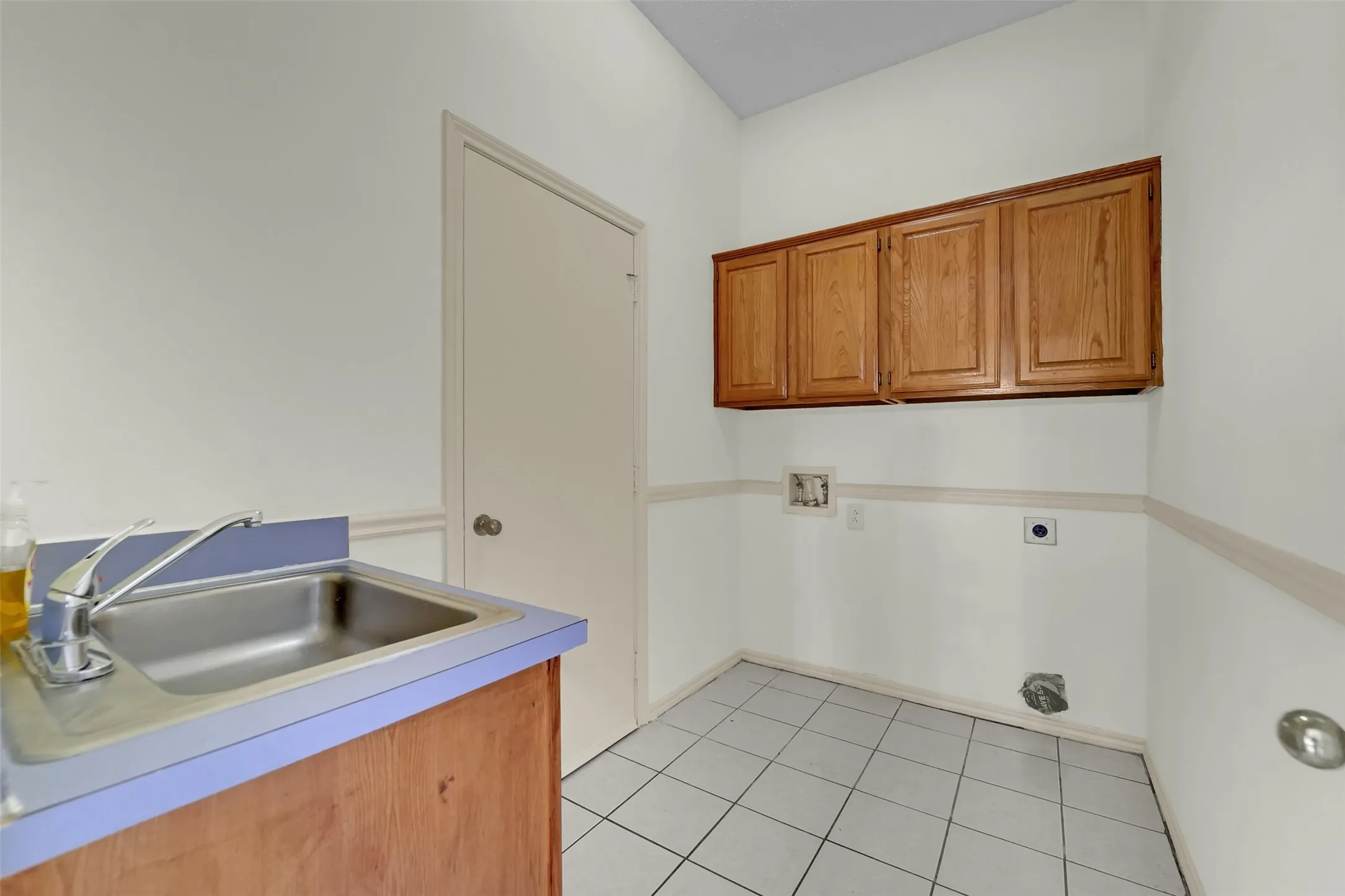 Single Family Residence For Sale in Dallas County , 4210 Stonecastle Drive, Garland, Texas 75044, 4 Bedroom, 3 Bathroom, 2 Garage spaces, 2,609 Sqft, built in 1989, mls#21397653, Real Estate Agent in Garland, Homes For Sale in Dallas county, Homes For Sale in Garland, Realtor in Garland Texas, Real Estate Brokerage Independent Realty Texas, Luminita Cordes Realtor
