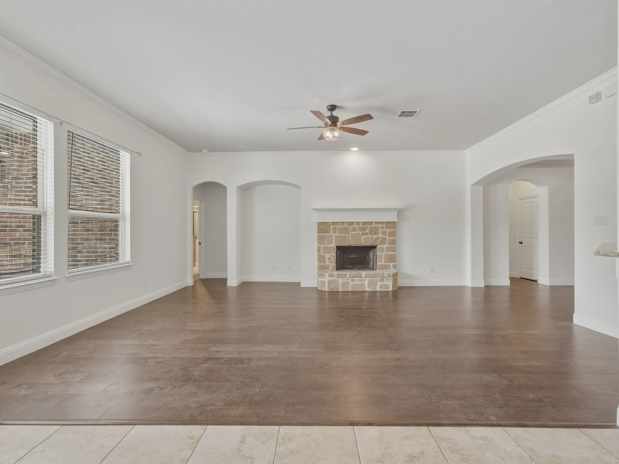 Single Family Residence For Rent in Parker County , 2712 Sonora Canyon Road, Weatherford, Texas 76087, 4 Bedroom, 3 Bathroom, 2 Garage spaces, 2,623 Sqft, built in 2019, mls#21397871, Real Estate Agent in Weatherford, Homes For Rent in Parker county, Homes For Rent in Weatherford, Realtor in Weatherford Texas, Real Estate Brokerage Independent Realty Texas, Luminita Cordes Realtor