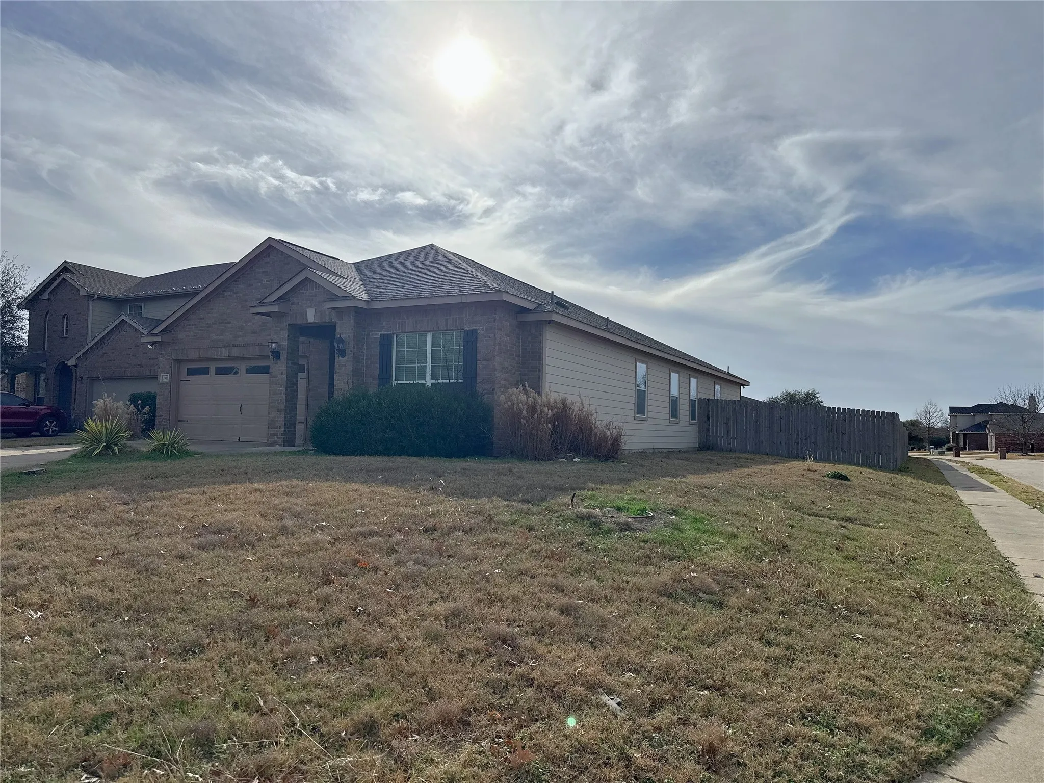 Single Family Residence For Rent in Collin County , 1913 Pin Oak Trail, Anna, Texas 75409, 4 Bedroom, 2 Bathroom, 2 Garage spaces, 2,062 Sqft, built in 2011, mls#21399587, Real Estate Agent in Anna, Homes For Rent in Collin county, Homes For Rent in Anna, Realtor in Anna Texas, Real Estate Brokerage Independent Realty Texas, Luminita Cordes Realtor