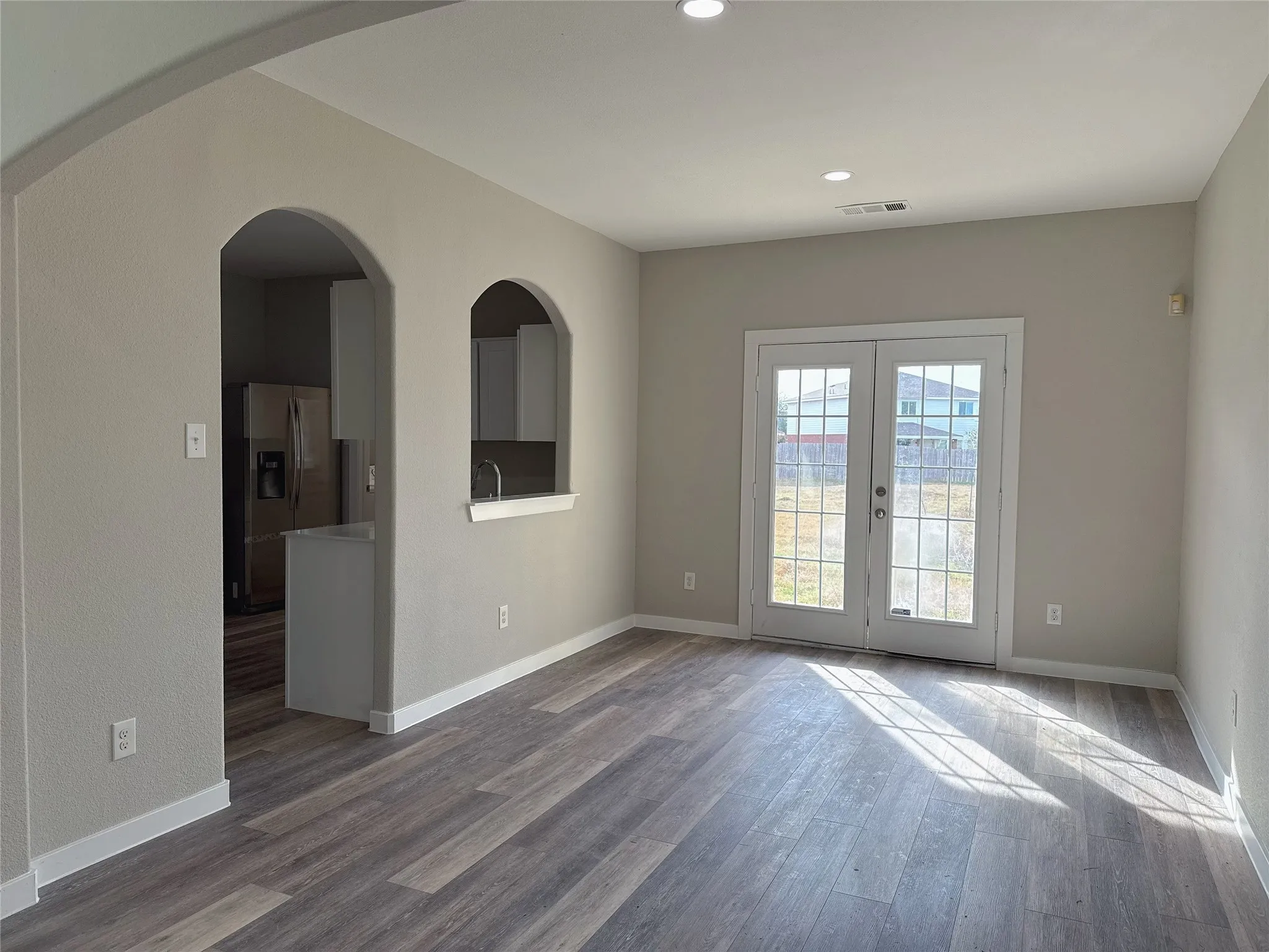 Single Family Residence For Rent in Collin County , 1913 Pin Oak Trail, Anna, Texas 75409, 4 Bedroom, 2 Bathroom, 2 Garage spaces, 2,062 Sqft, built in 2011, mls#21399587, Real Estate Agent in Anna, Homes For Rent in Collin county, Homes For Rent in Anna, Realtor in Anna Texas, Real Estate Brokerage Independent Realty Texas, Luminita Cordes Realtor