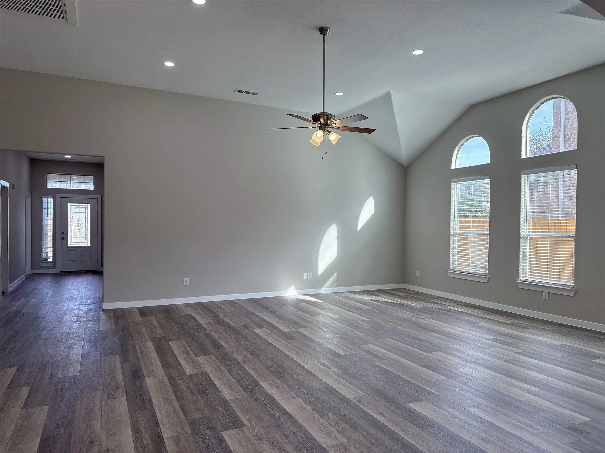 Single Family Residence For Rent in Collin County , 1913 Pin Oak Trail, Anna, Texas 75409, 4 Bedroom, 2 Bathroom, 2 Garage spaces, 2,062 Sqft, built in 2011, mls#21399587, Real Estate Agent in Anna, Homes For Rent in Collin county, Homes For Rent in Anna, Realtor in Anna Texas, Real Estate Brokerage Independent Realty Texas, Luminita Cordes Realtor