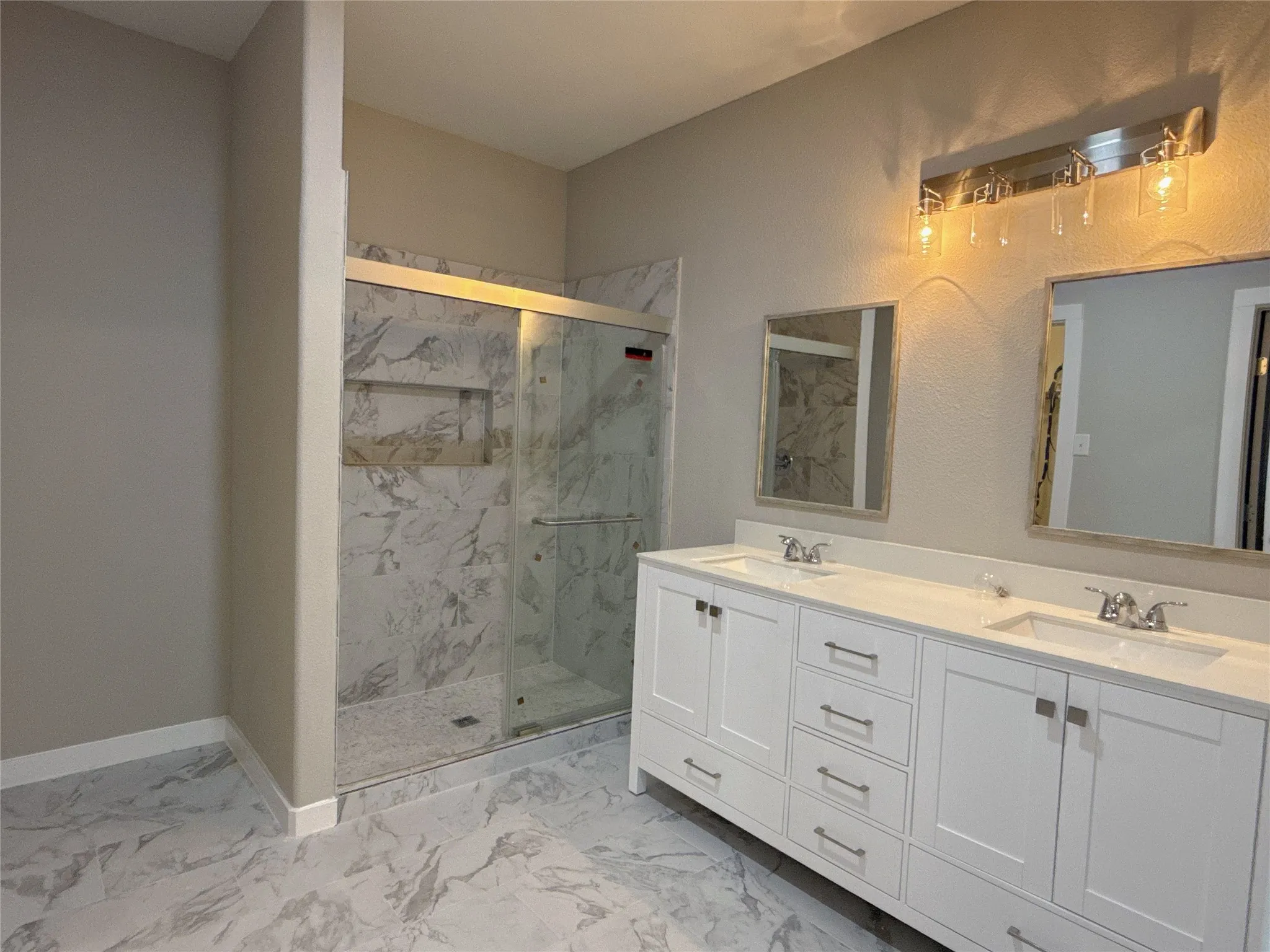 Single Family Residence For Rent in Collin County , 1913 Pin Oak Trail, Anna, Texas 75409, 4 Bedroom, 2 Bathroom, 2 Garage spaces, 2,062 Sqft, built in 2011, mls#21399587, Real Estate Agent in Anna, Homes For Rent in Collin county, Homes For Rent in Anna, Realtor in Anna Texas, Real Estate Brokerage Independent Realty Texas, Luminita Cordes Realtor