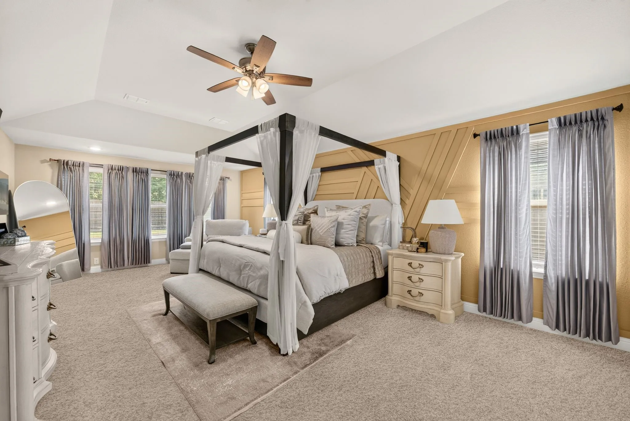 Single Family Residence For Sale in Tarrant County , 5011 Lake Park Drive, Mansfield, Texas 76063, 5 Bedroom, 3 Bathroom, 2 Garage spaces, 3,518 Sqft, built in 2020, mls#21399575, Real Estate Agent in Mansfield, Homes For Sale in Tarrant county, Homes For Sale in Mansfield, Realtor in Mansfield Texas, Real Estate Brokerage Independent Realty Texas, Luminita Cordes Realtor
