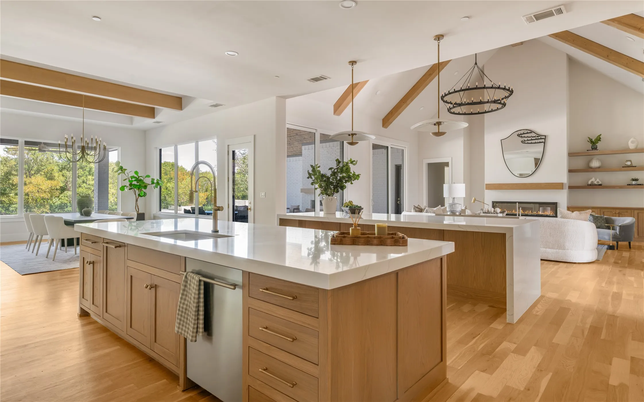 Single Family Residence For Sale in Collin County , 371 Broadwing Drive, Fairview, Texas 75069, 5 Bedroom, 7 Bathroom, 4 Garage spaces, 6,933 Sqft, built in 2024, mls#21392041, Real Estate Agent in Fairview, Homes For Sale in Collin county, Homes For Sale in Fairview, Realtor in Fairview Texas, Real Estate Brokerage Independent Realty Texas, Luminita Cordes Realtor