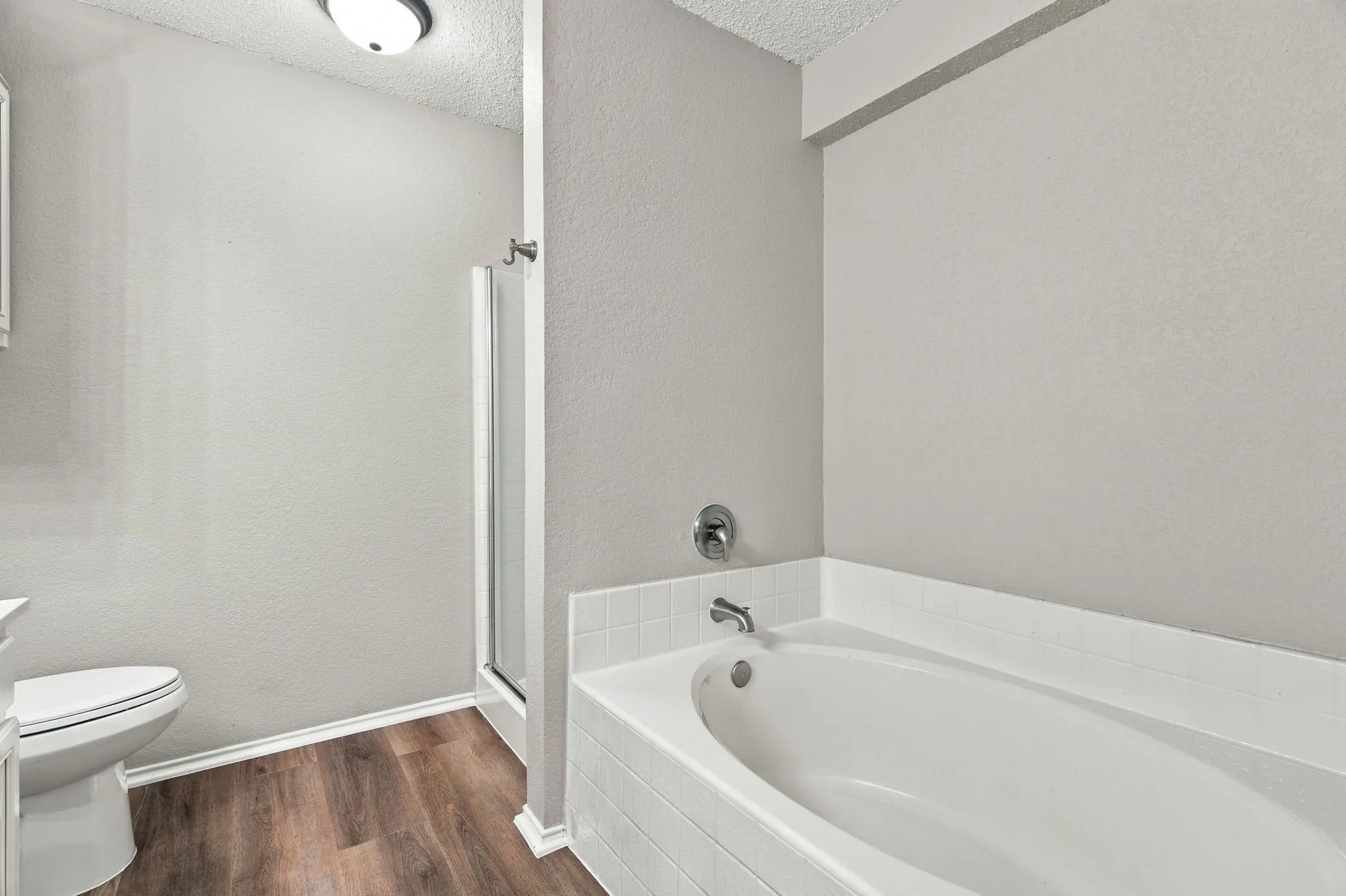 Single Family Residence For Rent in Denton County , 1627 Sequoia Drive, Krum, Texas 76249, 3 Bedroom, 2 Bathroom, 2 Garage spaces, 1,689 Sqft, built in 2003, mls#21398428, Real Estate Agent in Krum, Homes For Rent in Denton county, Homes For Rent in Krum, Realtor in Krum Texas, Real Estate Brokerage Independent Realty Texas, Luminita Cordes Realtor