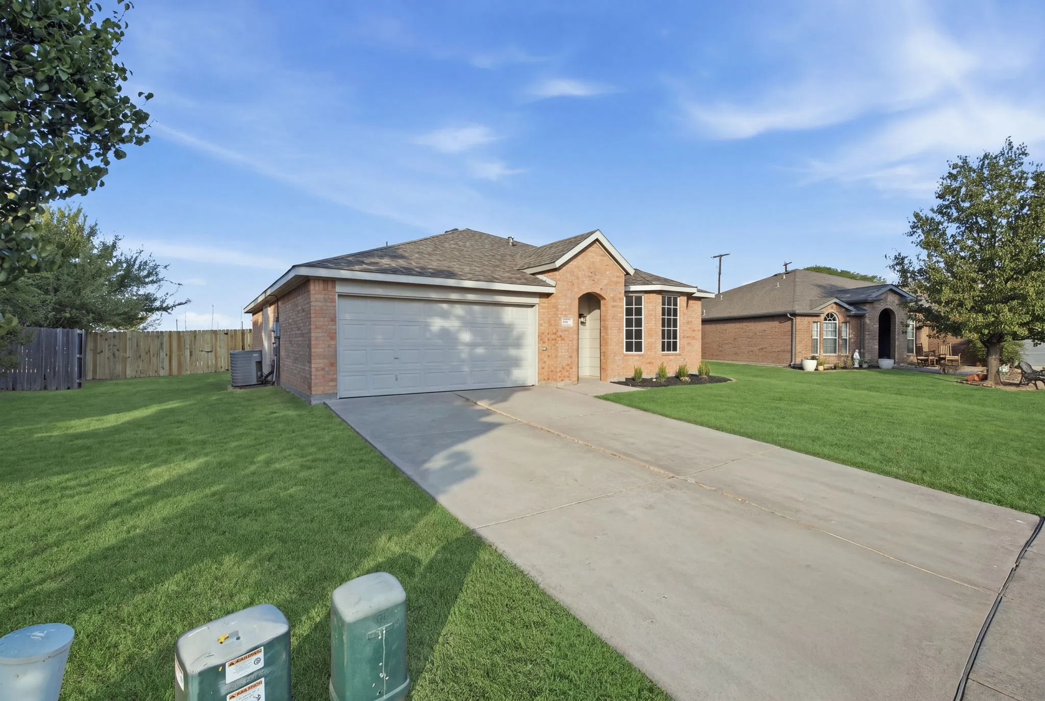 Single Family Residence For Rent in Denton County , 1627 Sequoia Drive, Krum, Texas 76249, 3 Bedroom, 2 Bathroom, 2 Garage spaces, 1,689 Sqft, built in 2003, mls#21398428, Real Estate Agent in Krum, Homes For Rent in Denton county, Homes For Rent in Krum, Realtor in Krum Texas, Real Estate Brokerage Independent Realty Texas, Luminita Cordes Realtor