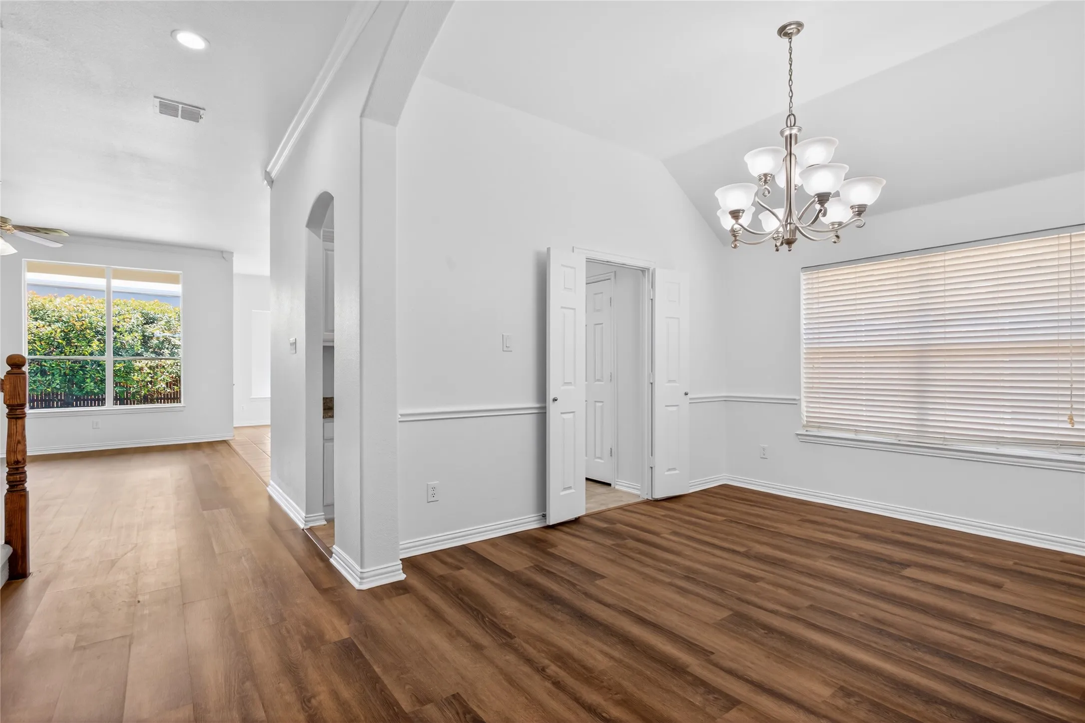 Single Family Residence For Sale in Denton County , 3229 Horizons Drive, Little Elm, Texas 75068, 4 Bedroom, 2 Bathroom, 2 Garage spaces, 2,511 Sqft, built in 2006, mls#21397484, Real Estate Agent in Little Elm, Homes For Sale in Denton county, Homes For Sale in Little Elm, Realtor in Little Elm Texas, Real Estate Brokerage Independent Realty Texas, Luminita Cordes Realtor