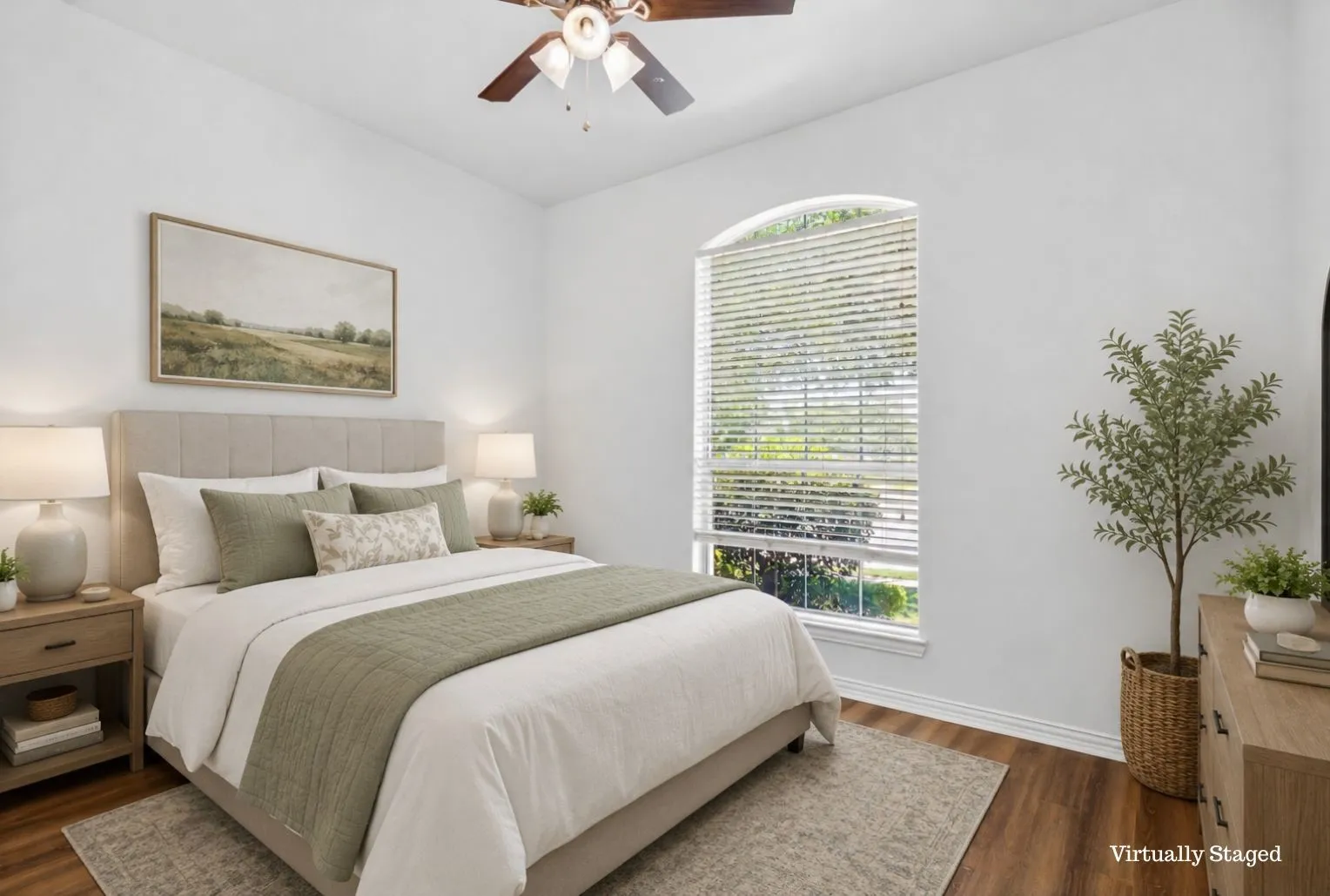 Single Family Residence For Sale in Denton County , 3229 Horizons Drive, Little Elm, Texas 75068, 4 Bedroom, 2 Bathroom, 2 Garage spaces, 2,511 Sqft, built in 2006, mls#21397484, Real Estate Agent in Little Elm, Homes For Sale in Denton county, Homes For Sale in Little Elm, Realtor in Little Elm Texas, Real Estate Brokerage Independent Realty Texas, Luminita Cordes Realtor