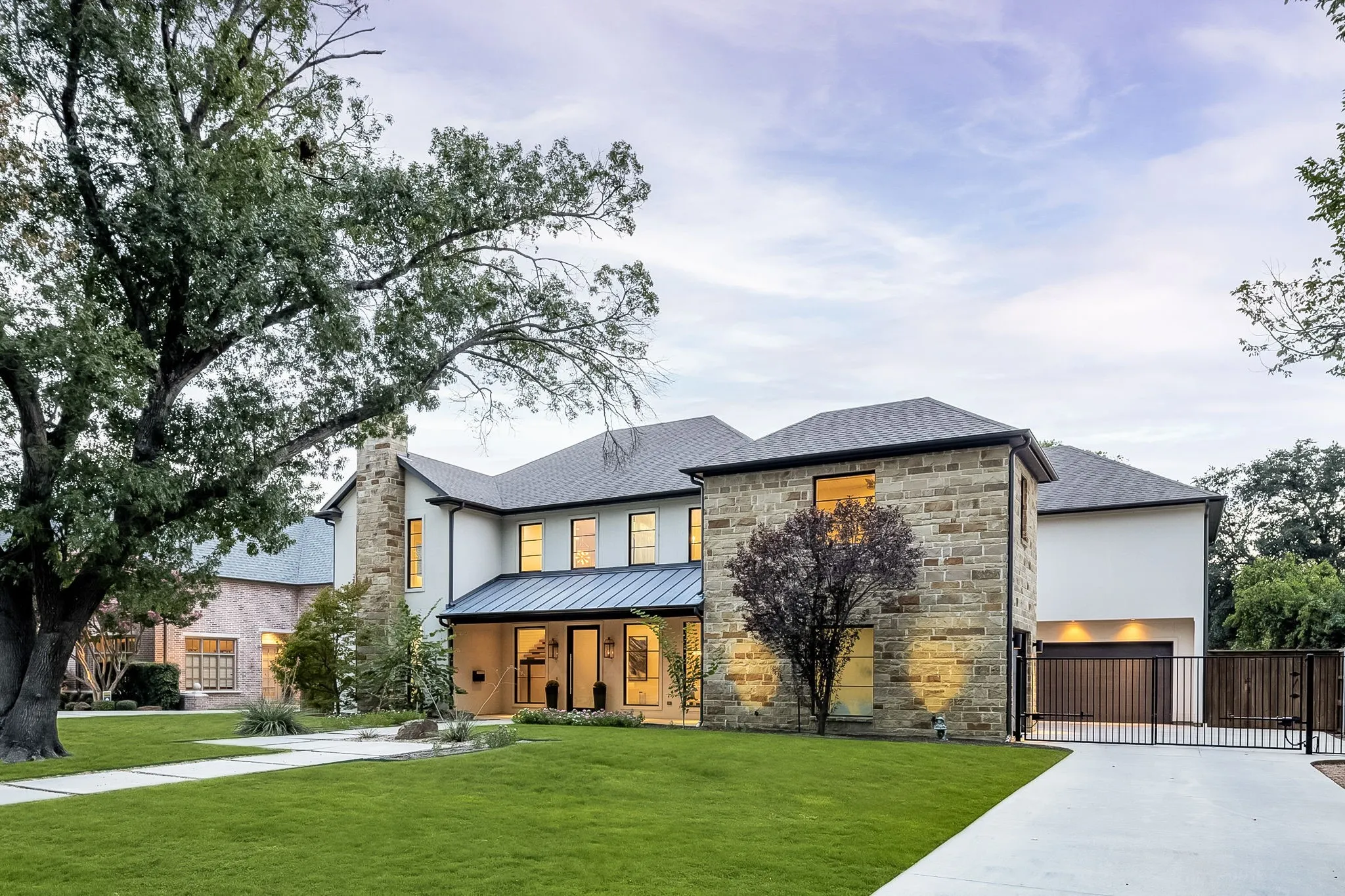Single Family Residence For Sale in Dallas County , 5724 Charlestown Drive, Dallas, Texas 75230, 6 Bedroom, 7 Bathroom, 3 Garage spaces, 5,575 Sqft, built in 2014, mls#21393248, Real Estate Agent in Dallas, Homes For Sale in Dallas county, Homes For Sale in Dallas, Realtor in Dallas Texas, Real Estate Brokerage Independent Realty Texas, Luminita Cordes Realtor