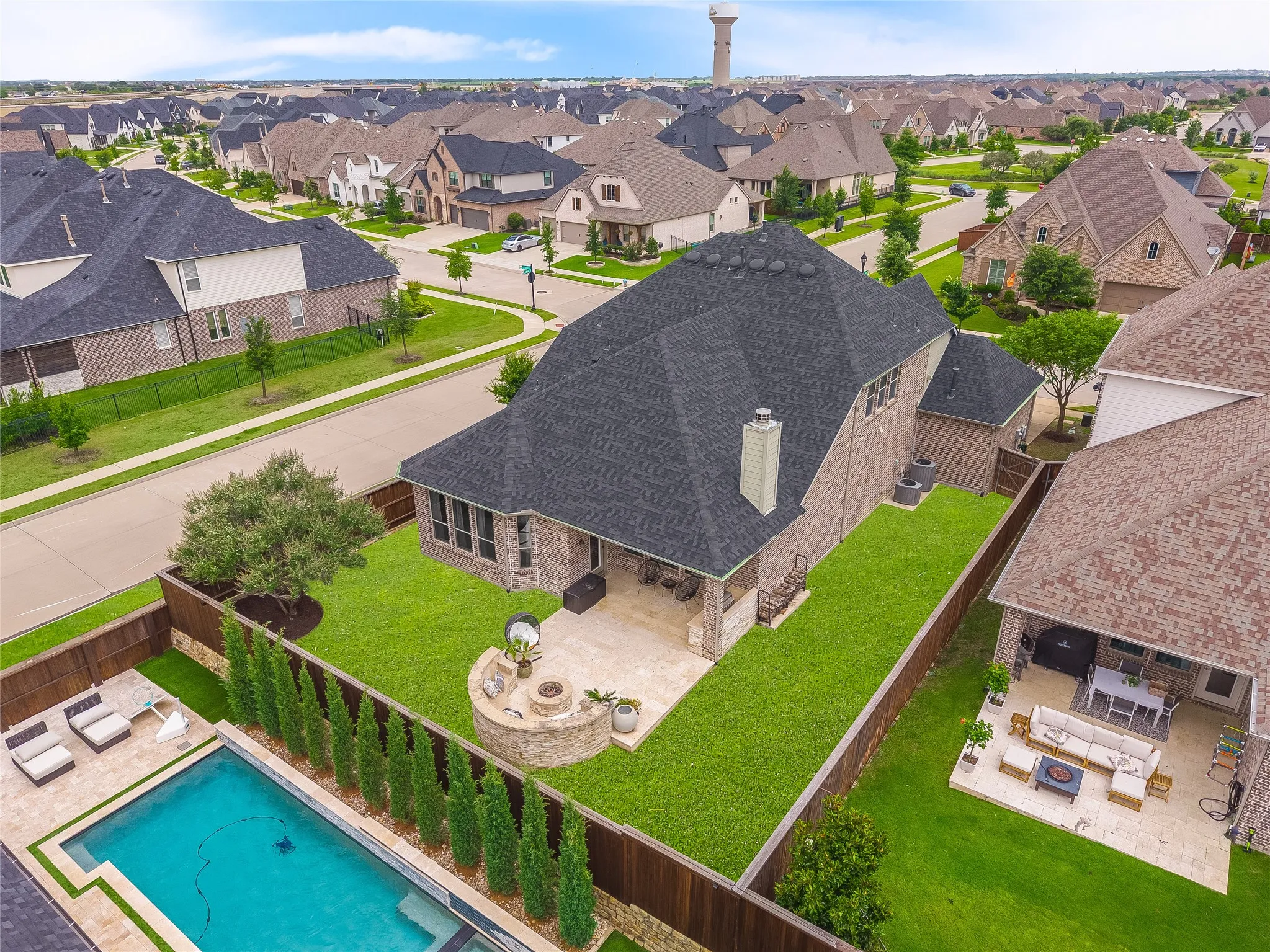 Single Family Residence For Sale in Collin County , 1734 Ellington Drive, Celina, Texas 75009, 4 Bedroom, 3 Bathroom, 3 Garage spaces, 3,155 Sqft, built in 2017, mls#21399046, Real Estate Agent in Celina, Homes For Sale in Collin county, Homes For Sale in Celina, Realtor in Celina Texas, Real Estate Brokerage Independent Realty Texas, Luminita Cordes Realtor