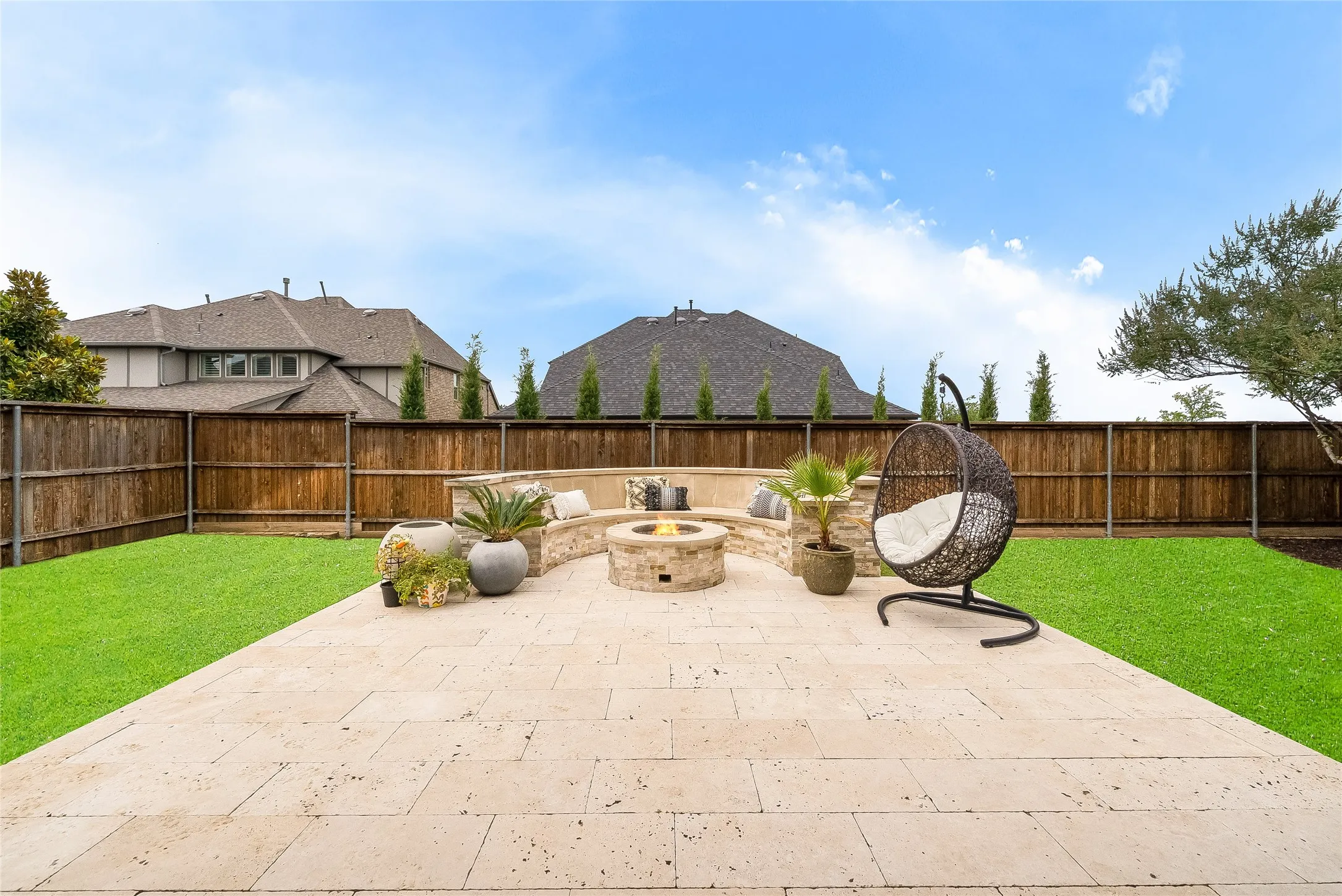 Single Family Residence For Sale in Collin County , 1734 Ellington Drive, Celina, Texas 75009, 4 Bedroom, 3 Bathroom, 3 Garage spaces, 3,155 Sqft, built in 2017, mls#21399046, Real Estate Agent in Celina, Homes For Sale in Collin county, Homes For Sale in Celina, Realtor in Celina Texas, Real Estate Brokerage Independent Realty Texas, Luminita Cordes Realtor