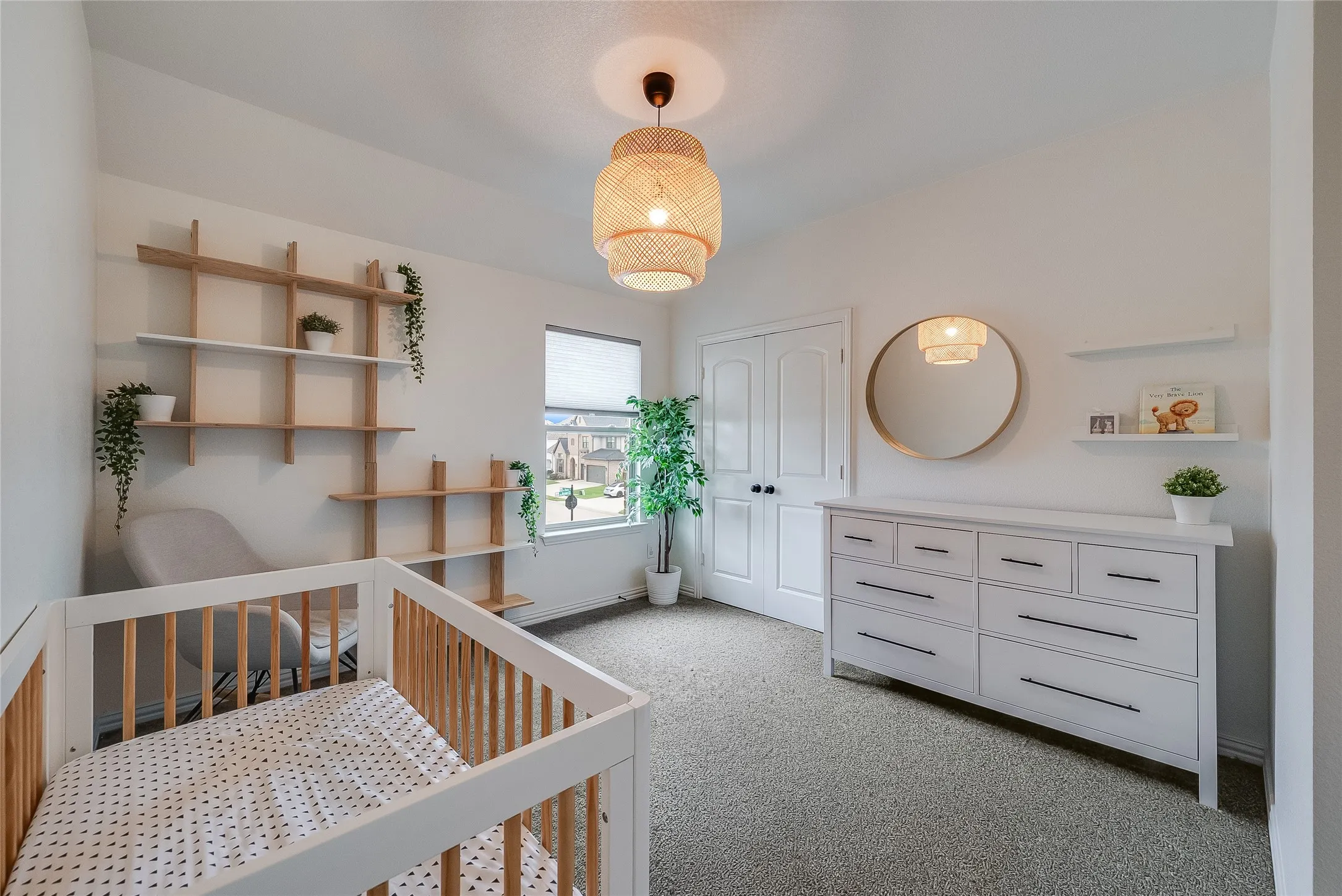 Single Family Residence For Sale in Collin County , 1734 Ellington Drive, Celina, Texas 75009, 4 Bedroom, 3 Bathroom, 3 Garage spaces, 3,155 Sqft, built in 2017, mls#21399046, Real Estate Agent in Celina, Homes For Sale in Collin county, Homes For Sale in Celina, Realtor in Celina Texas, Real Estate Brokerage Independent Realty Texas, Luminita Cordes Realtor