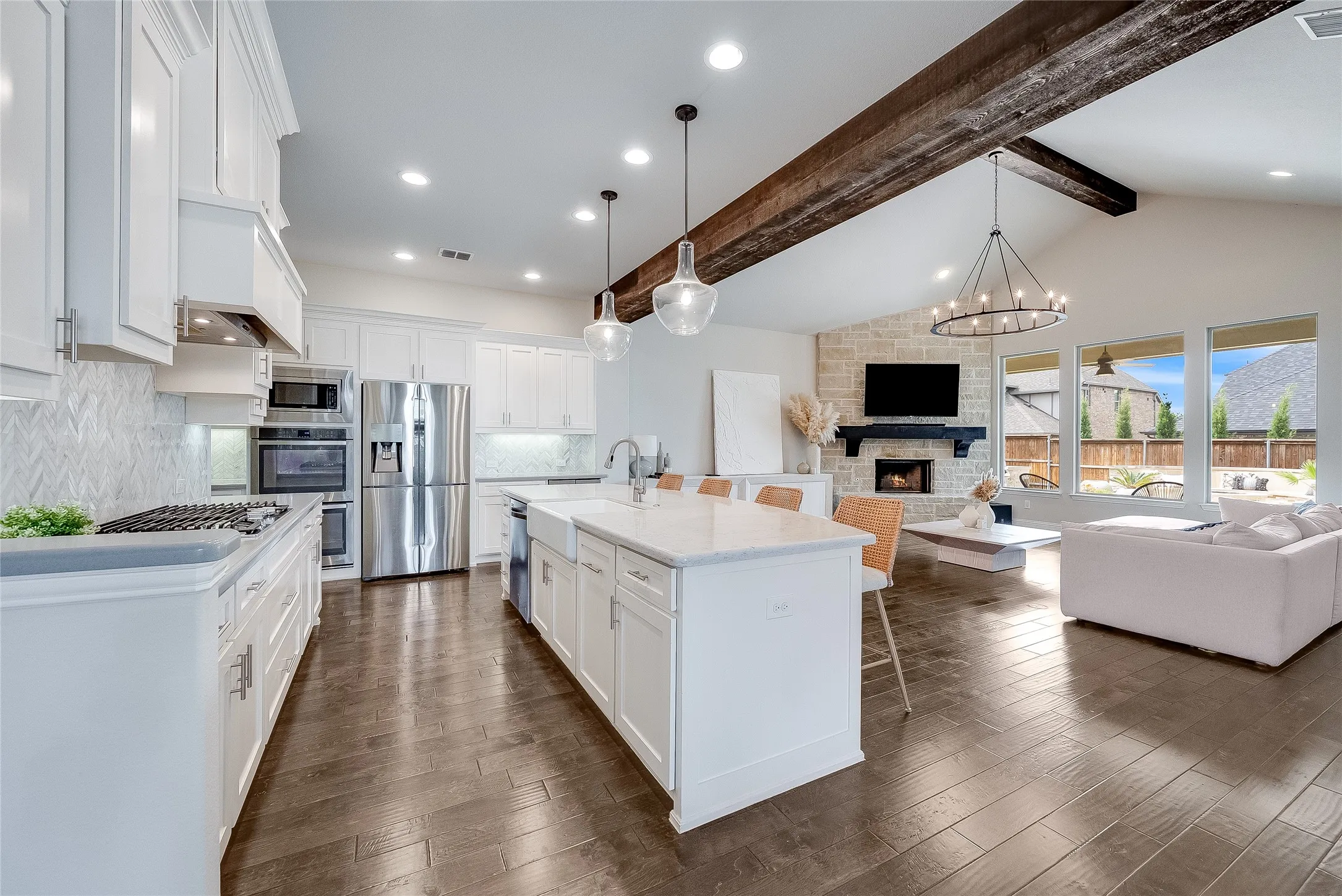 Single Family Residence For Sale in Collin County , 1734 Ellington Drive, Celina, Texas 75009, 4 Bedroom, 3 Bathroom, 3 Garage spaces, 3,155 Sqft, built in 2017, mls#21399046, Real Estate Agent in Celina, Homes For Sale in Collin county, Homes For Sale in Celina, Realtor in Celina Texas, Real Estate Brokerage Independent Realty Texas, Luminita Cordes Realtor