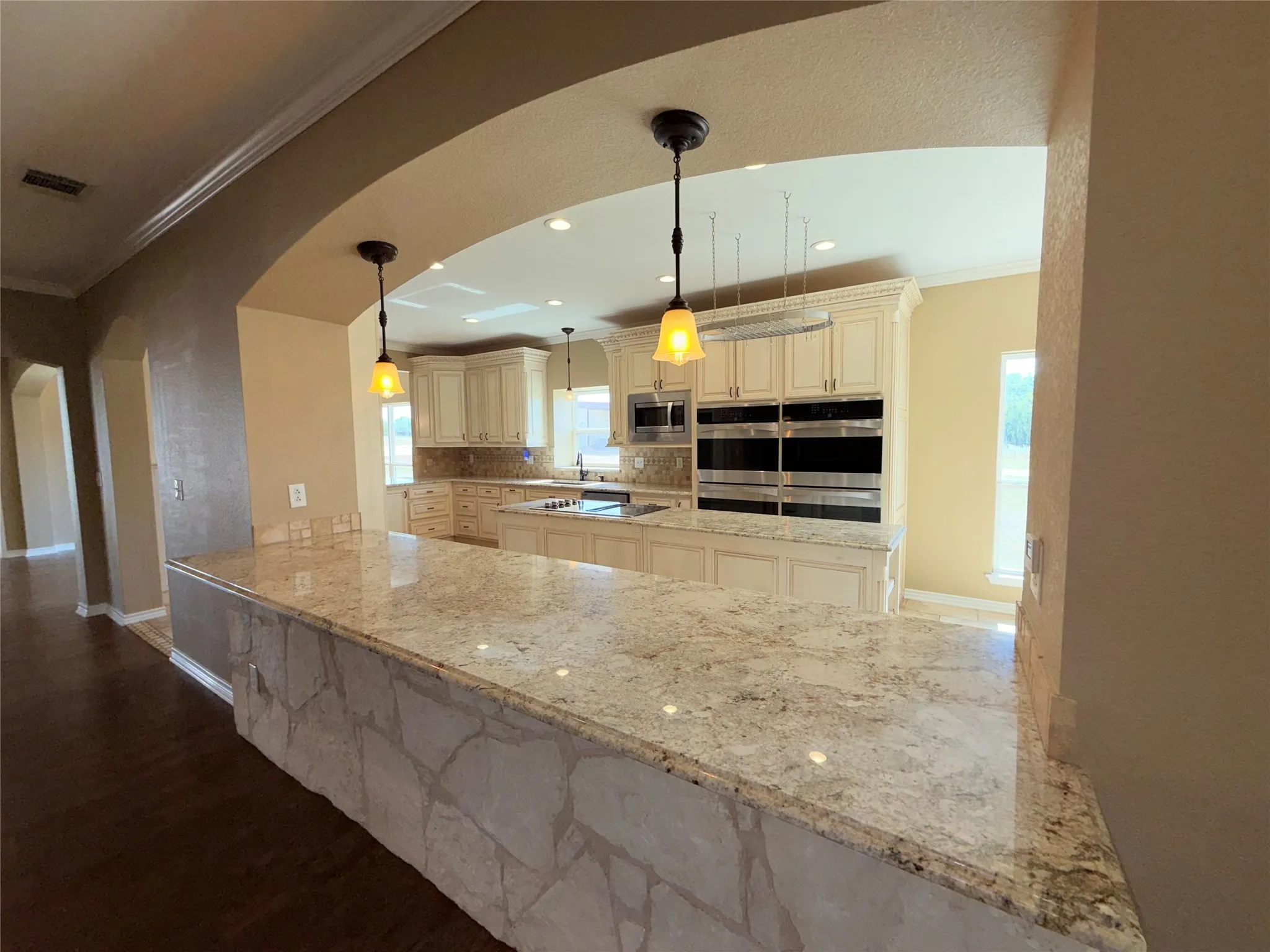 Single Family Residence For Sale in Limestone County , 1220 Hinchliffe Road, Mexia, Texas 76667, 3 Bedroom, 4 Bathroom, 2 Garage spaces, 3,383 Sqft, built in 2014, mls#21397689, Real Estate Agent in Mexia, Homes For Sale in Limestone county, Homes For Sale in Mexia, Realtor in Mexia Texas, Real Estate Brokerage Independent Realty Texas, Luminita Cordes Realtor