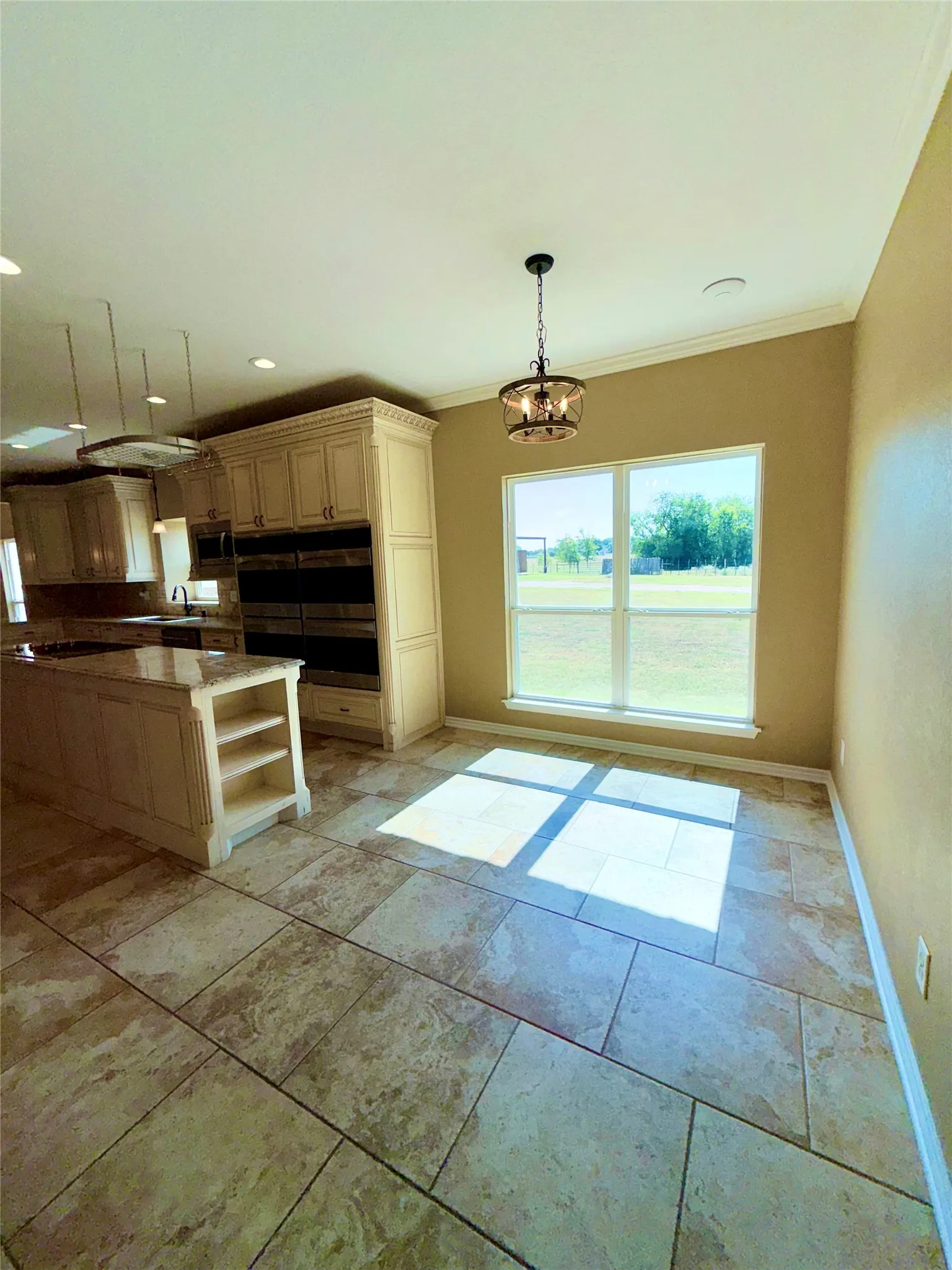 Single Family Residence For Sale in Limestone County , 1220 Hinchliffe Road, Mexia, Texas 76667, 3 Bedroom, 4 Bathroom, 2 Garage spaces, 3,383 Sqft, built in 2014, mls#21397689, Real Estate Agent in Mexia, Homes For Sale in Limestone county, Homes For Sale in Mexia, Realtor in Mexia Texas, Real Estate Brokerage Independent Realty Texas, Luminita Cordes Realtor