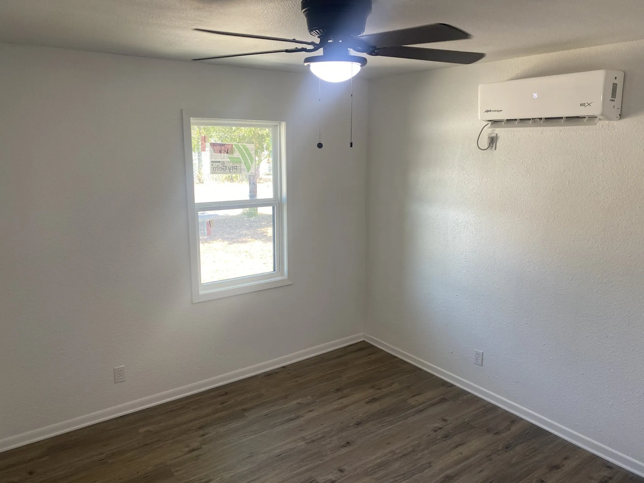 Single Family Residence For Sale in Brown County , 1105 9th Street, Brownwood, Texas 76801, 3 Bedroom, 1 Bathroom, Garage spaces, 970 Sqft, built in 0, mls#21398878, Real Estate Agent in Brownwood, Homes For Sale in Brown county, Homes For Sale in Brownwood, Realtor in Brownwood Texas, Real Estate Brokerage Independent Realty Texas, Luminita Cordes Realtor