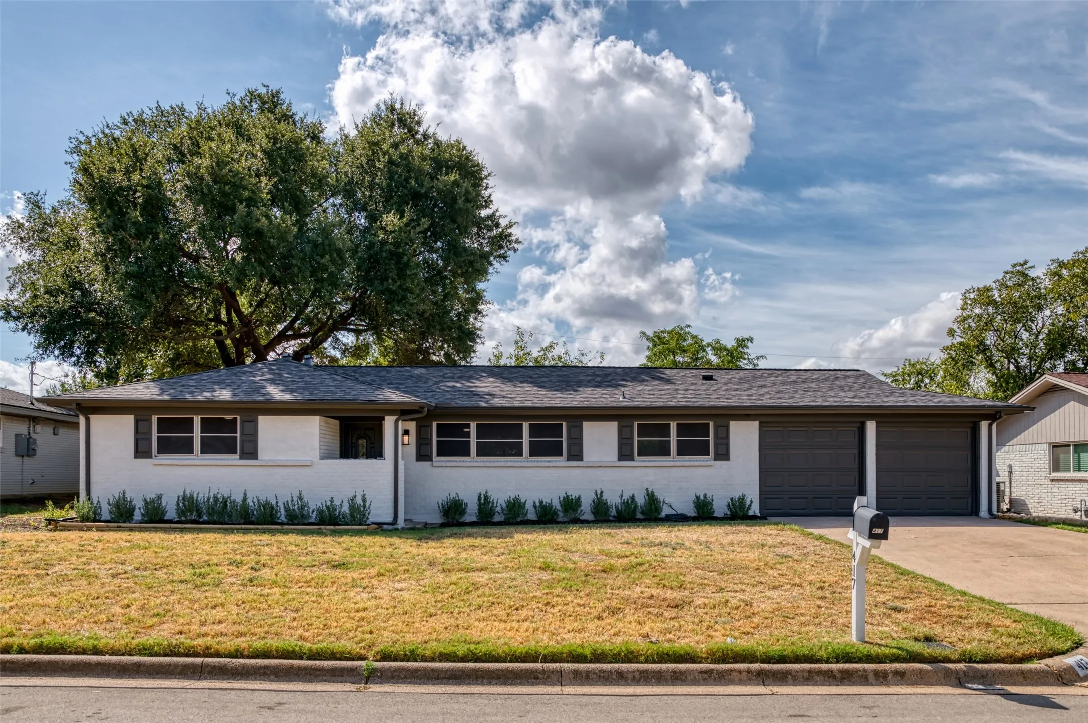 Single Family Residence For Sale in Tarrant County , 417 Fieldwood Terrace, Hurst, Texas 76053, 3 Bedroom, 2 Bathroom, 2 Garage spaces, 1,581 Sqft, built in 1959, mls#21389445, Real Estate Agent in Hurst, Homes For Sale in Tarrant county, Homes For Sale in Hurst, Realtor in Hurst Texas, Real Estate Brokerage Independent Realty Texas, Luminita Cordes Realtor