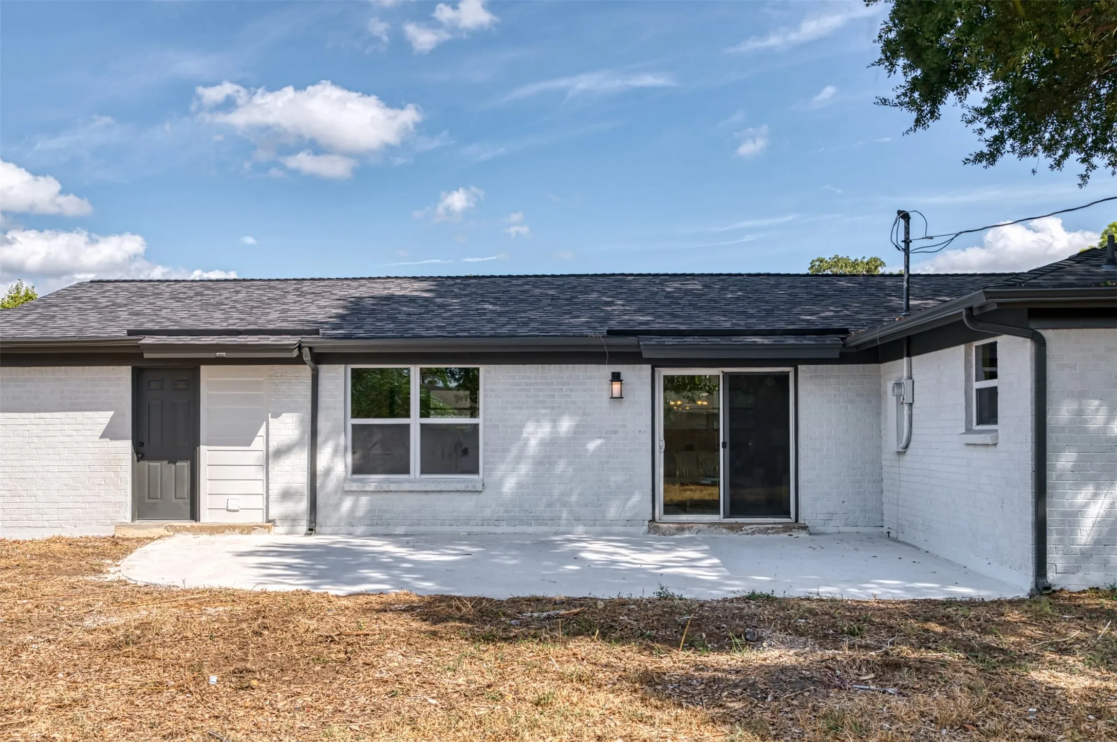 Single Family Residence For Sale in Tarrant County , 417 Fieldwood Terrace, Hurst, Texas 76053, 3 Bedroom, 2 Bathroom, 2 Garage spaces, 1,581 Sqft, built in 1959, mls#21389445, Real Estate Agent in Hurst, Homes For Sale in Tarrant county, Homes For Sale in Hurst, Realtor in Hurst Texas, Real Estate Brokerage Independent Realty Texas, Luminita Cordes Realtor
