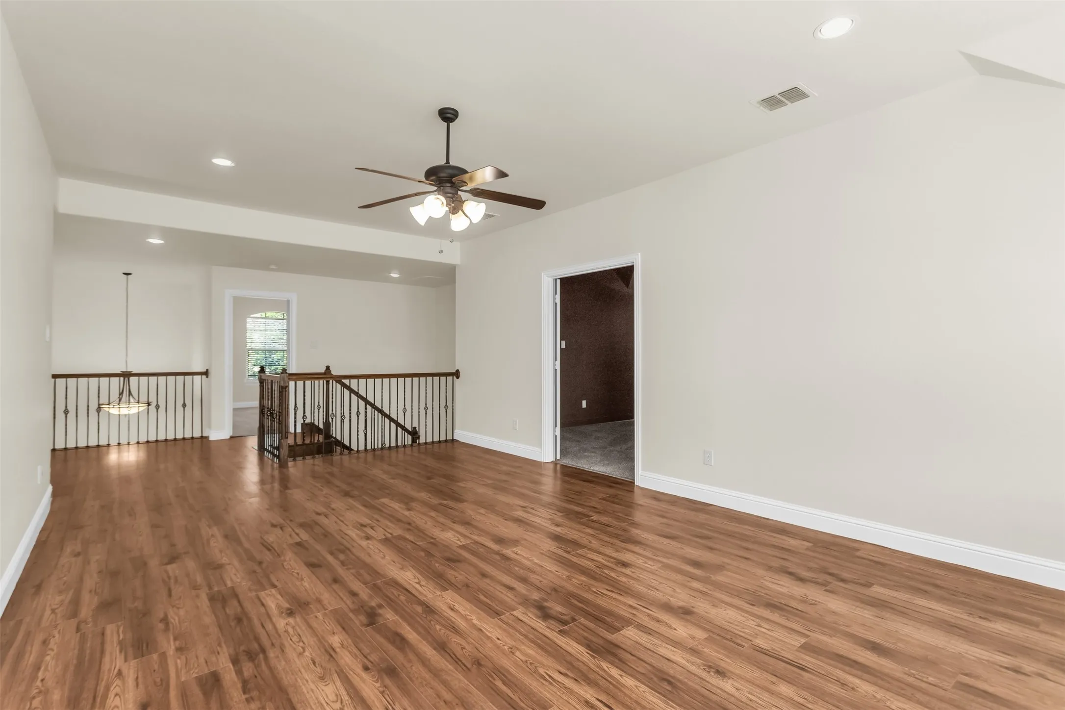 Single Family Residence For Rent in Collin County , 7604 Cindy Lane, Sachse, Texas 75048, 4 Bedroom, 4 Bathroom, 2 Garage spaces, 3,084 Sqft, built in 2012, mls#21398652, Real Estate Agent in Sachse, Homes For Rent in Collin county, Homes For Rent in Sachse, Realtor in Sachse Texas, Real Estate Brokerage Independent Realty Texas, Luminita Cordes Realtor